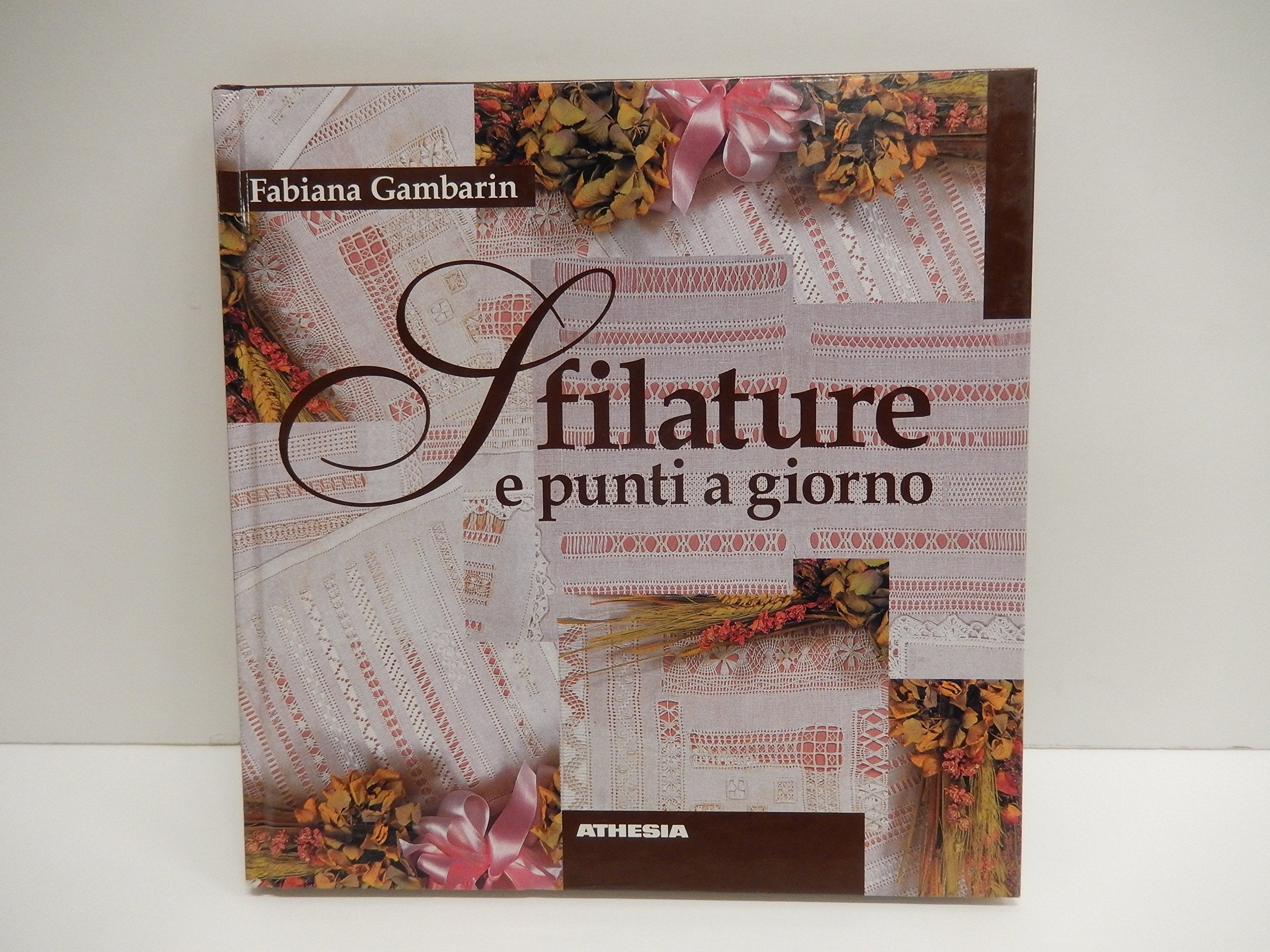 Sfilature e punti a giorno Hobbies & Crafts