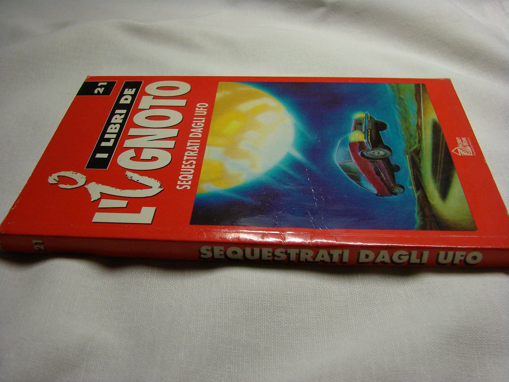 Sequestrati dagli UFO (I libri de l'ignoto) Religion & Esotericism