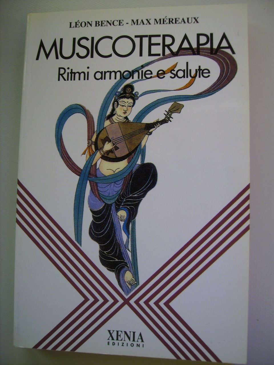 Musicoterapia. Ritmi armonie e salute (L' altra scienza) Books