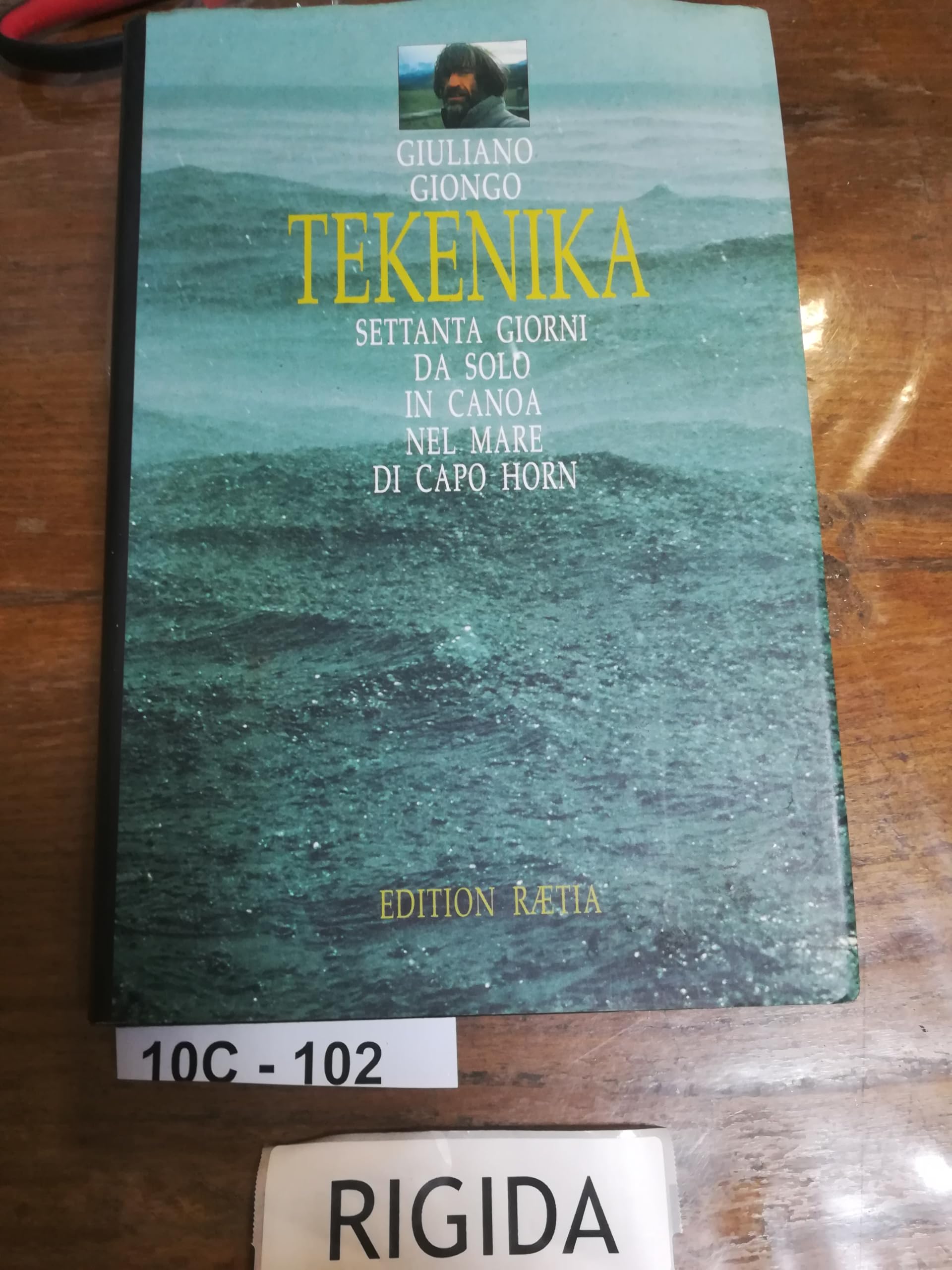 Tekenika: Settanta giorni da solo in canoa nel mare di Capo Horn (Italian Edition) book