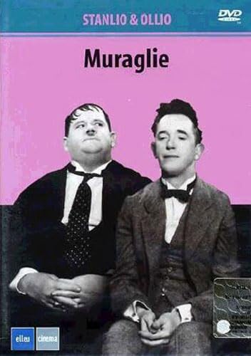 Stanlio & Ollio. Muraglie. Durante il Proibizionismo, Stanlio ed Ollio finiscono nei guai per un po' di whisky e vengono incarcerati. In galera, non passa molto tempo che si trovano coinvolti in una g Movies