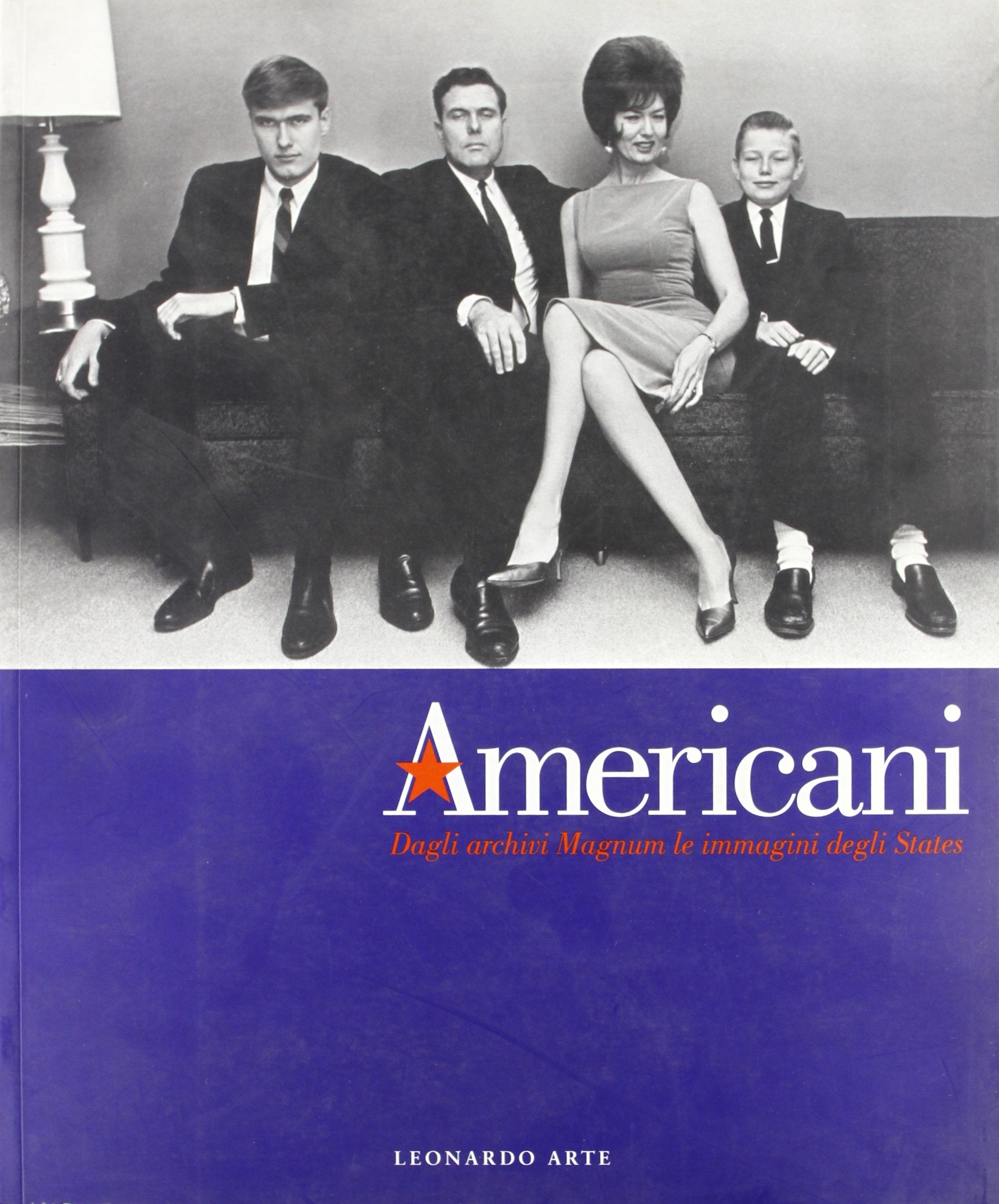 Americani. I fotografi di Magnum raccontano gli States. Catalogo della mostra (Milano, palazzo dell'Arengario, 22 febbraio-22 aprile 1997). Ediz. illustrata book