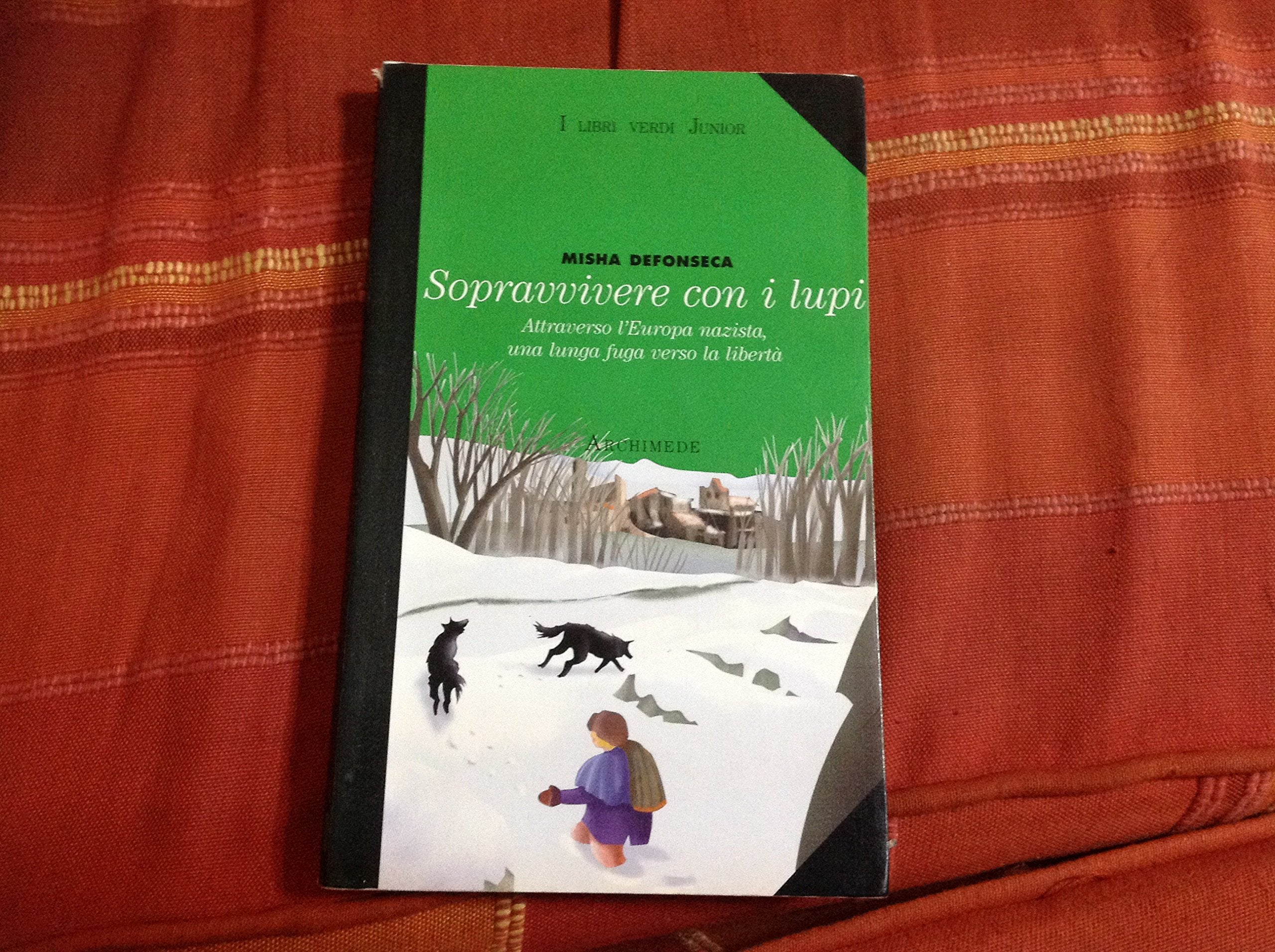 Sopravvivere con i lupi book