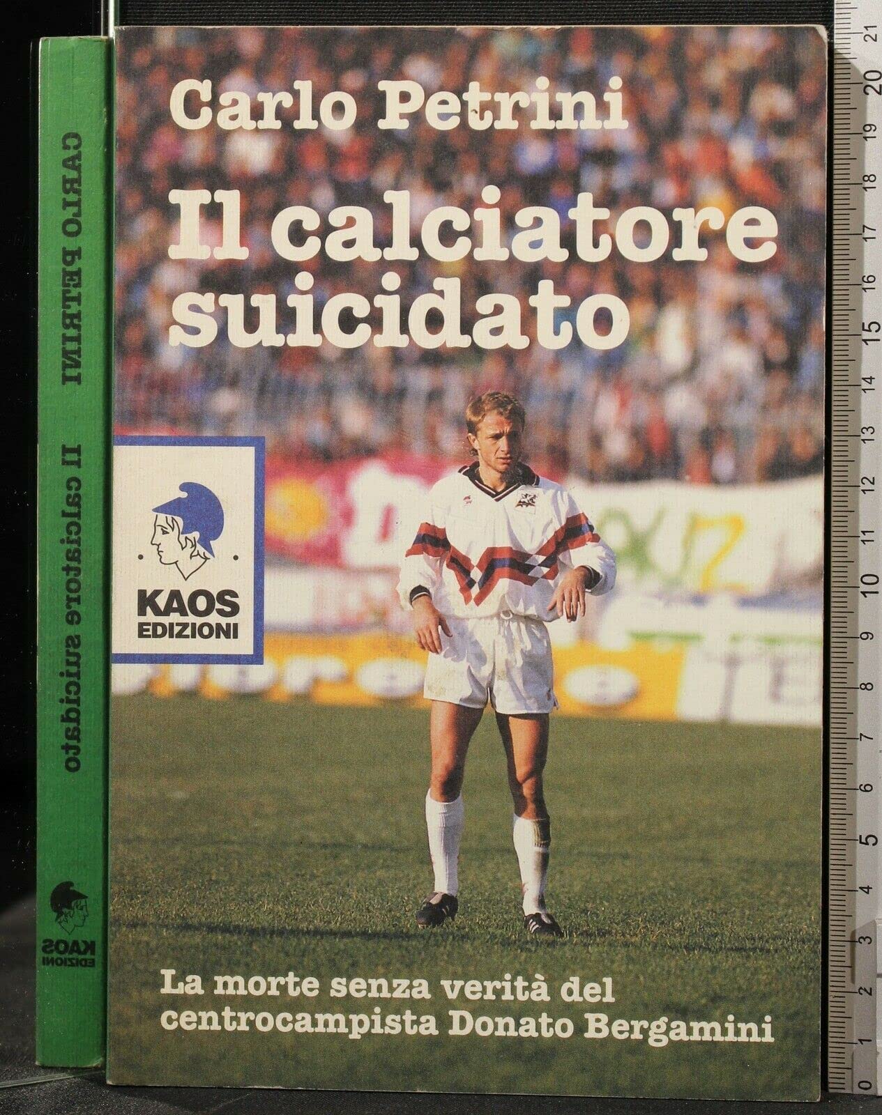 Il calciatore suicidato book