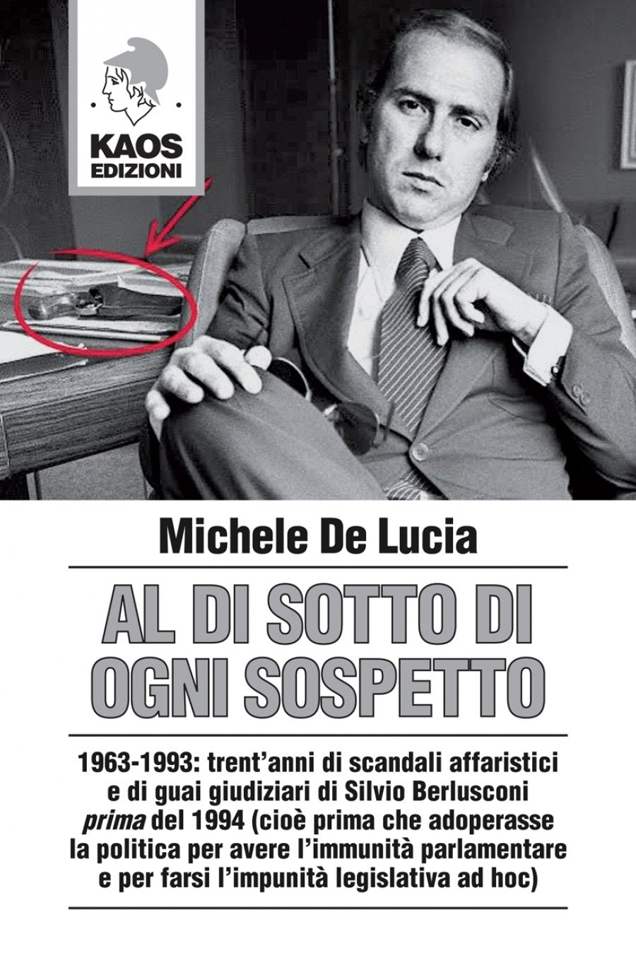 Al di sotto di ogni sospetto Politics & History