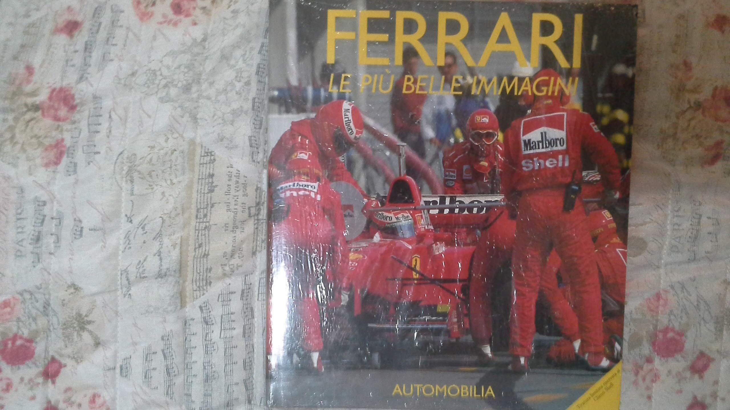Ferrari: le più belle immagini book