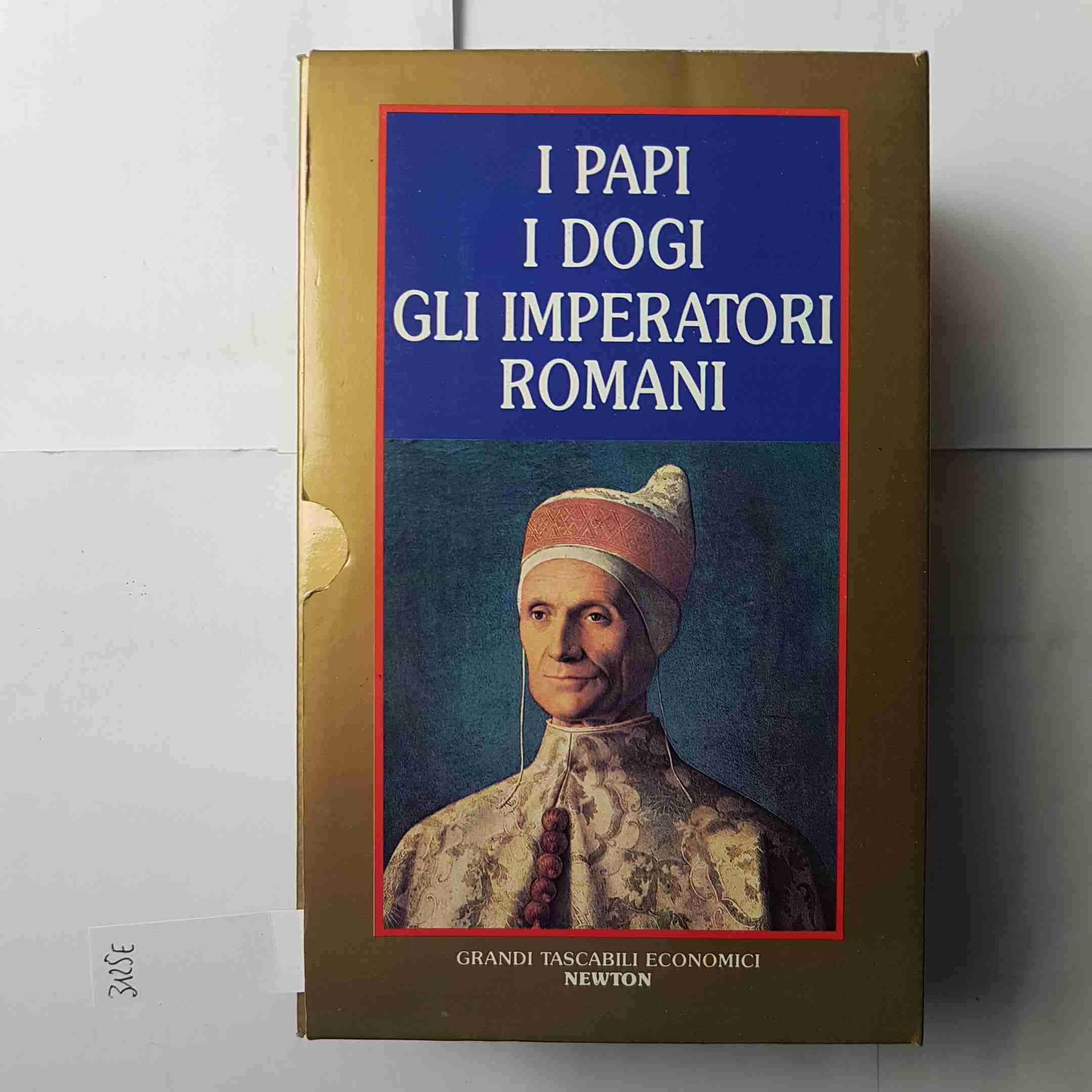 I papi, storia e segreti-I dogi, storia e segreti-Gli imperatori romani-I Medici. Una famiglia al potere (Grandi tascabili economici) Politics & History