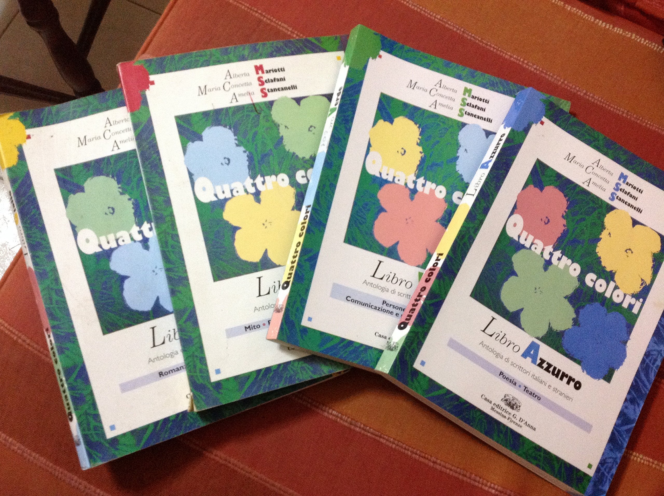 Quattro colori. Per le Scuole superiori Professional & Reference Books