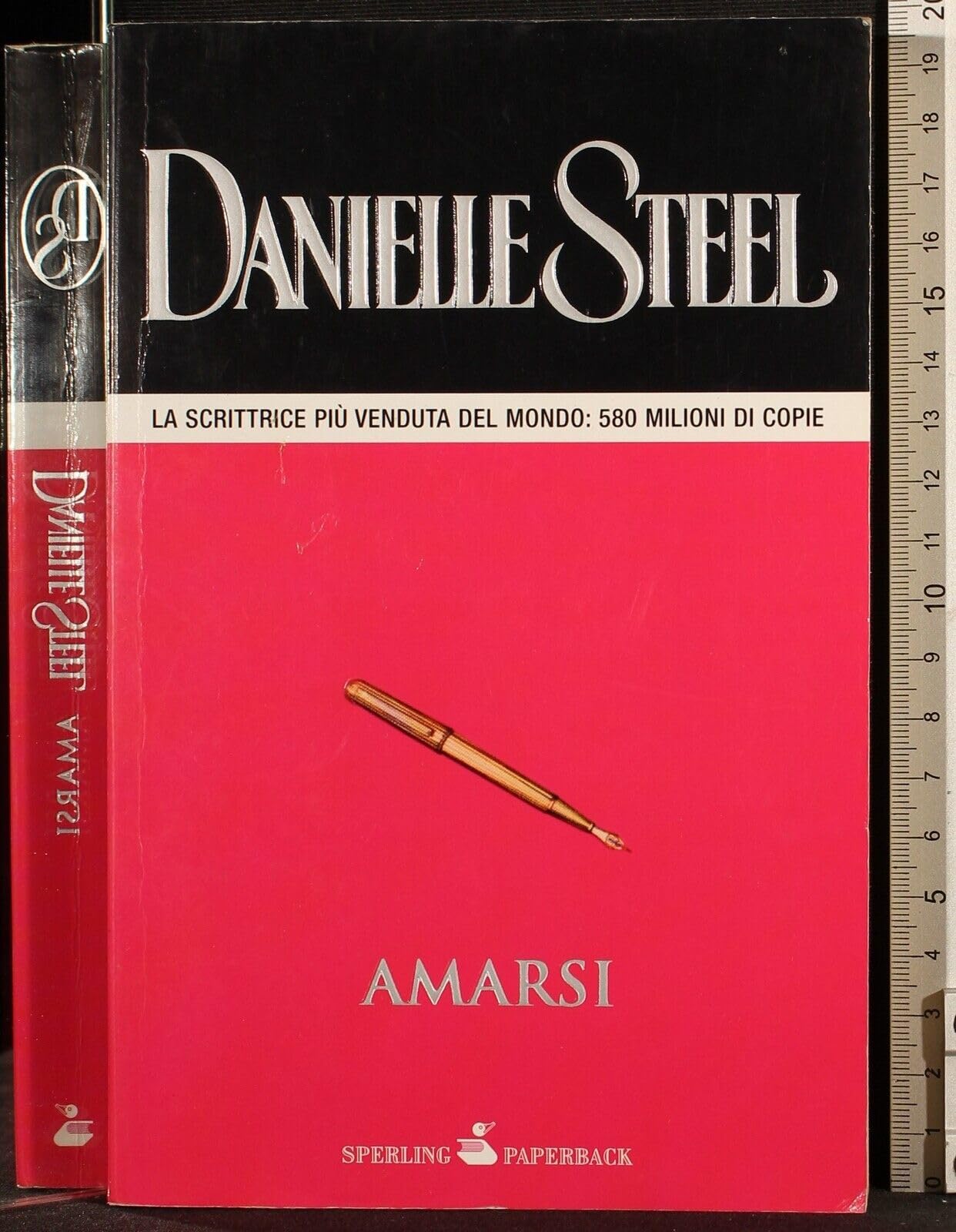 Amarsi (Super bestseller) Contemporary literature