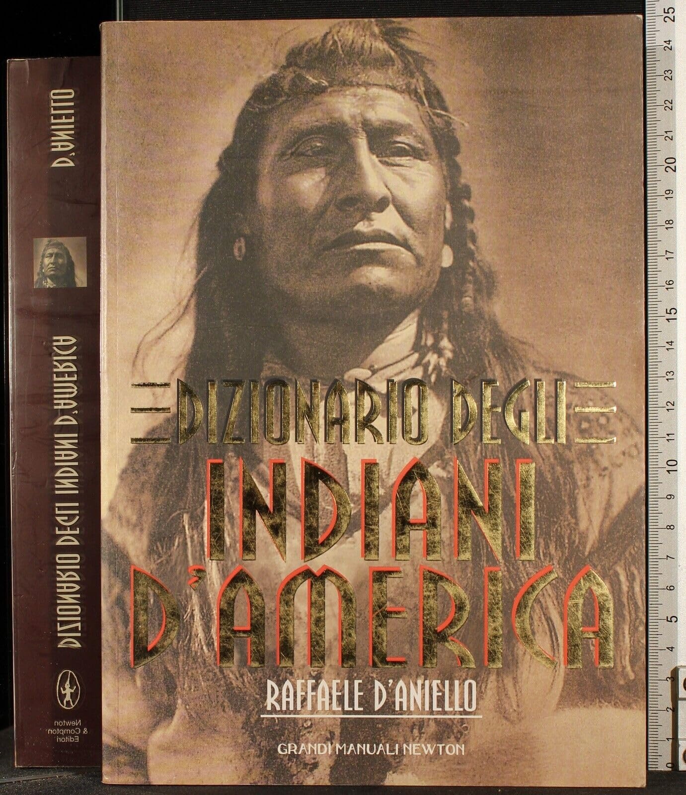 Il dizionario degli indiani d'America book