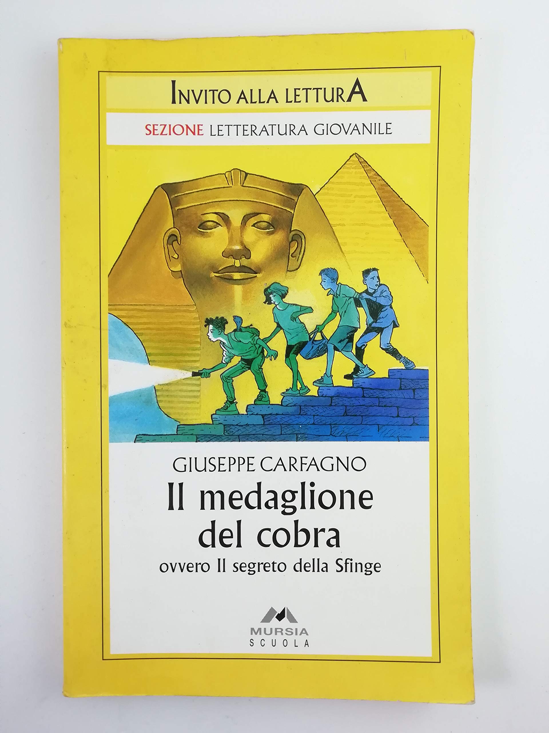 Il medaglione del cobra ovvero il segreto della sfinge (Invito alla lettura. Narrativa) Professional & Reference Books