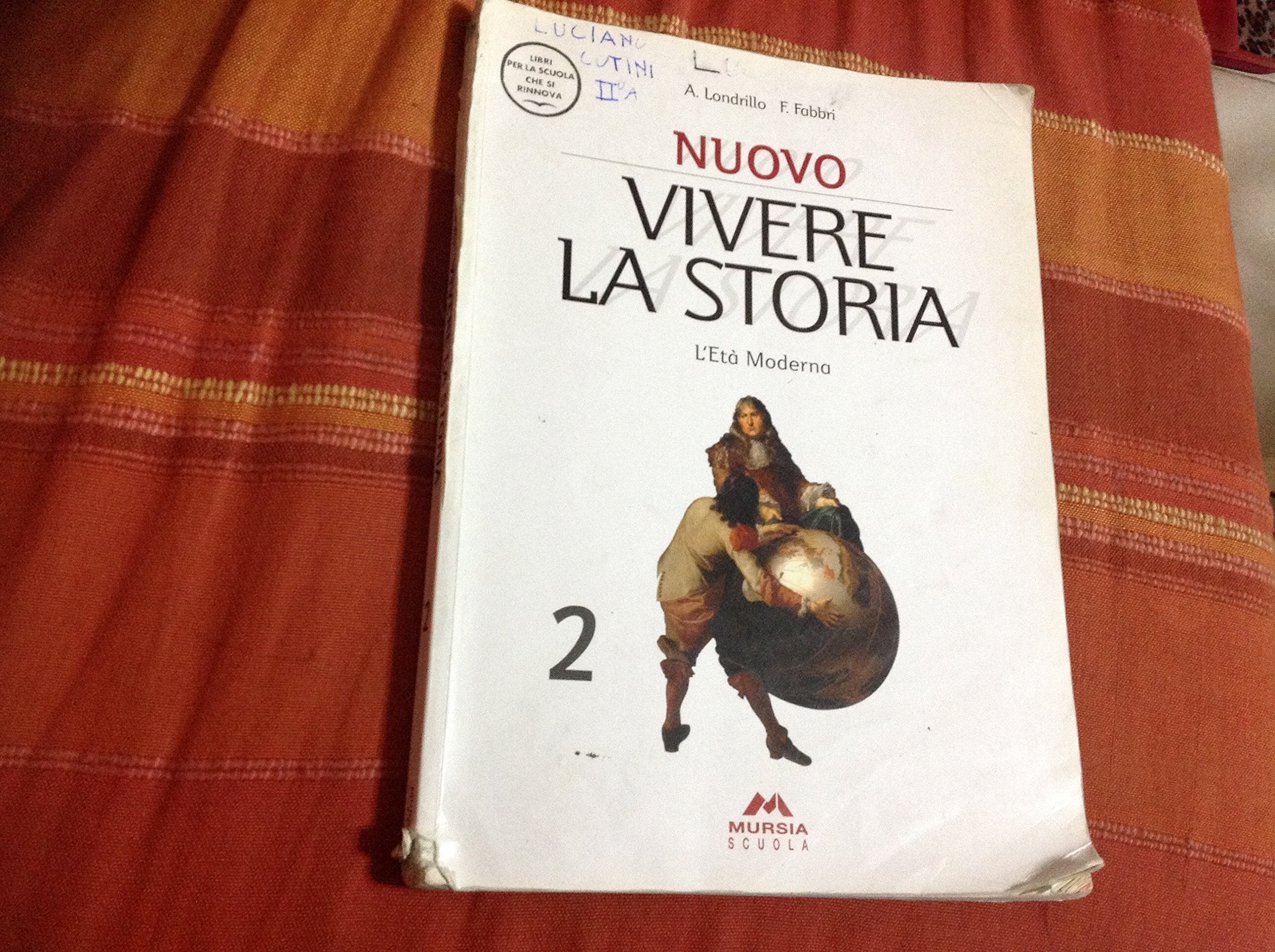 Nuovo vivere la storia. Per la Scuola media (Vol. 2) Professional & Reference Books