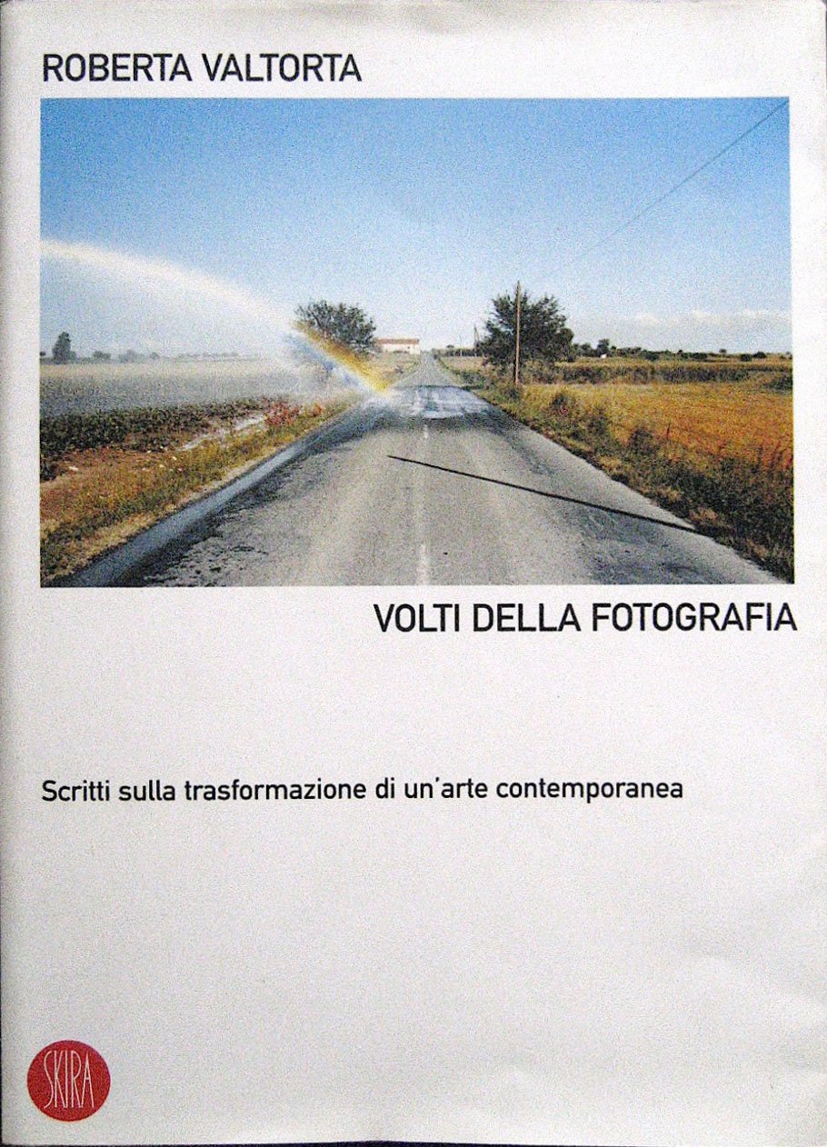 Volti della fotografia. Scritti sulle trasformazioni di un'arte contemporanea. Ediz. illustrata book