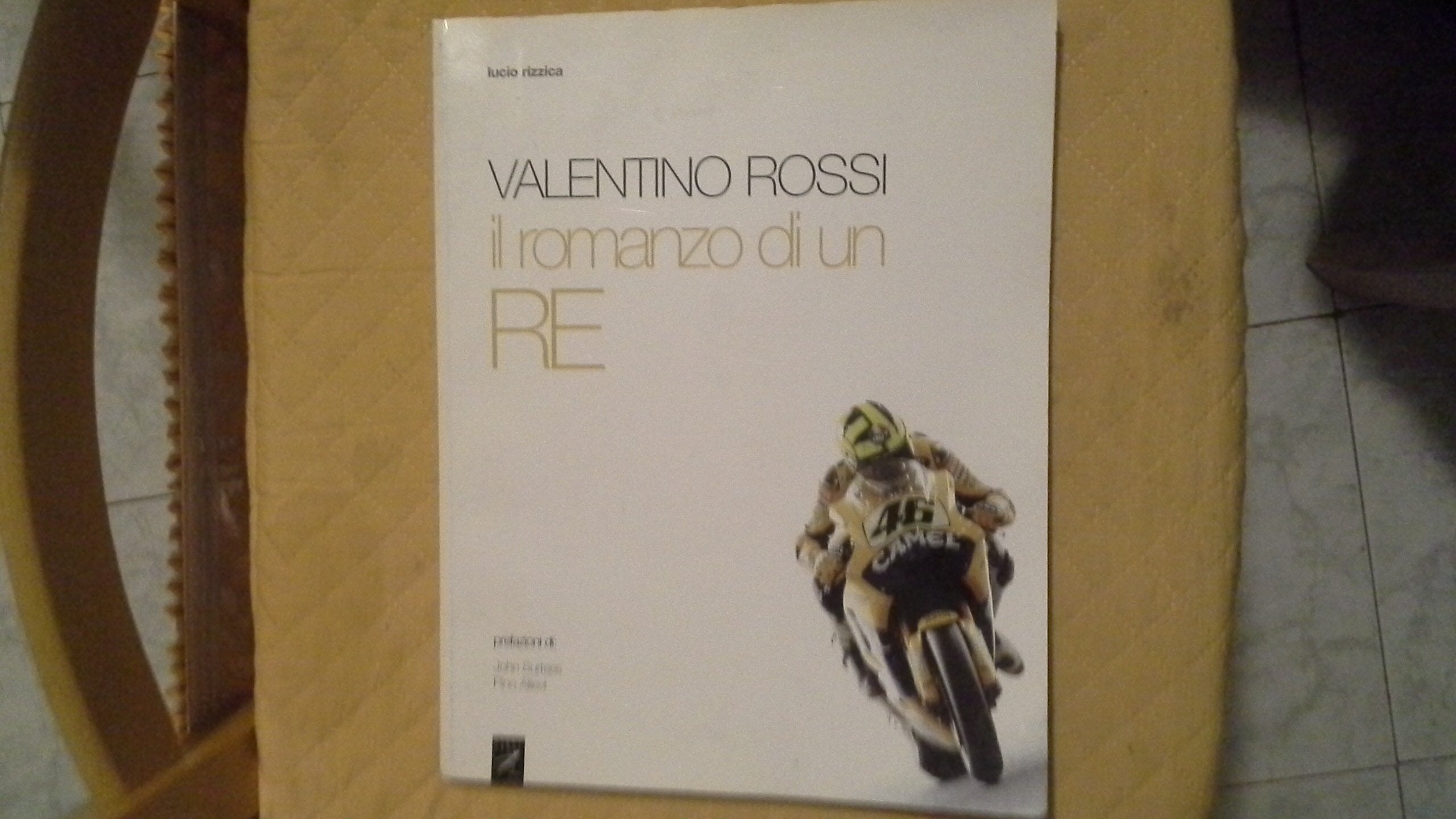 Valentino. Il romanzo di un re book