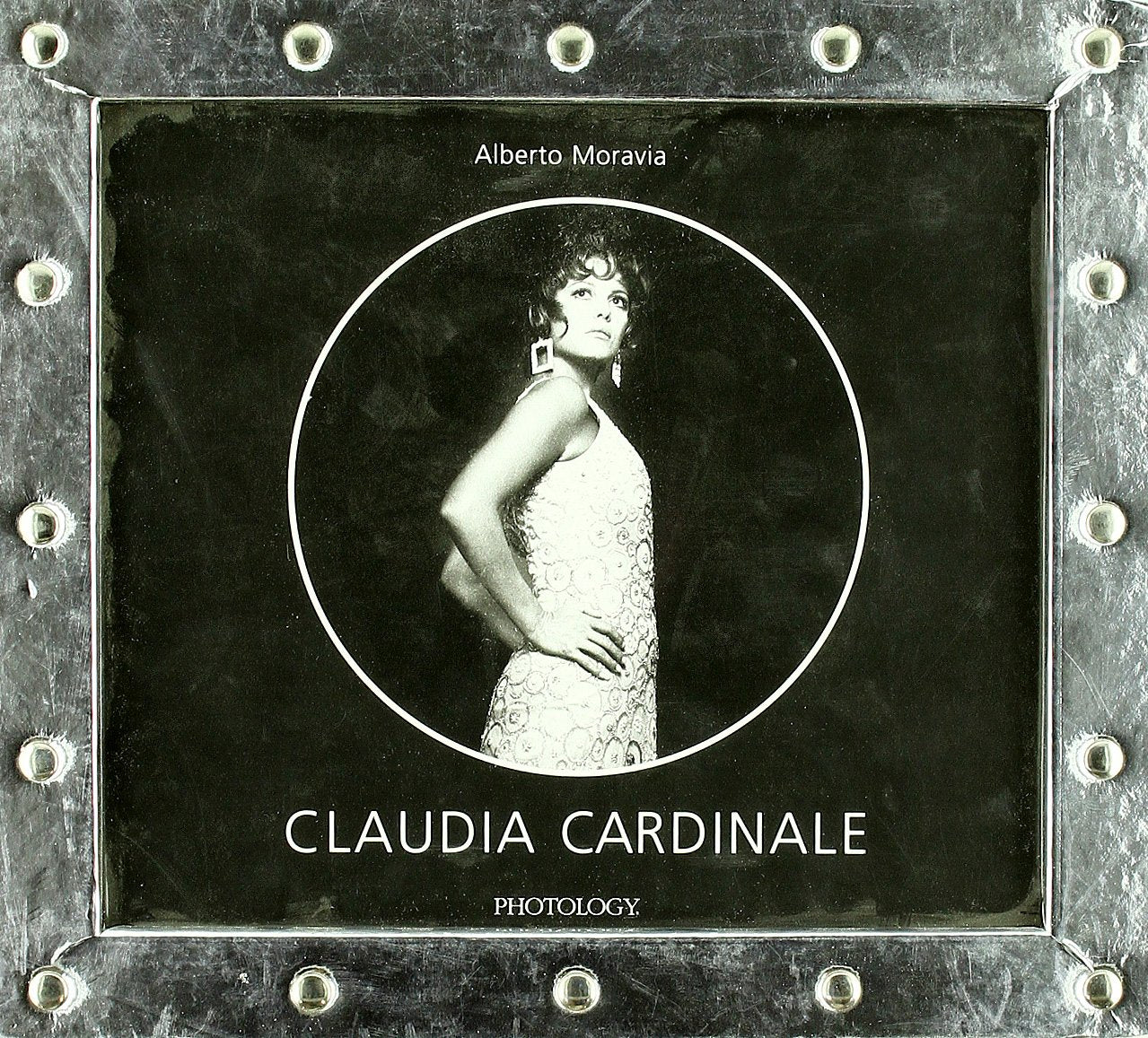 Claudia Cardinale Alberto Moravia. Dialogo e fotografie book