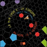 La mia casa è un esagono-My home is a hexagon. Ediz. bilingue book
