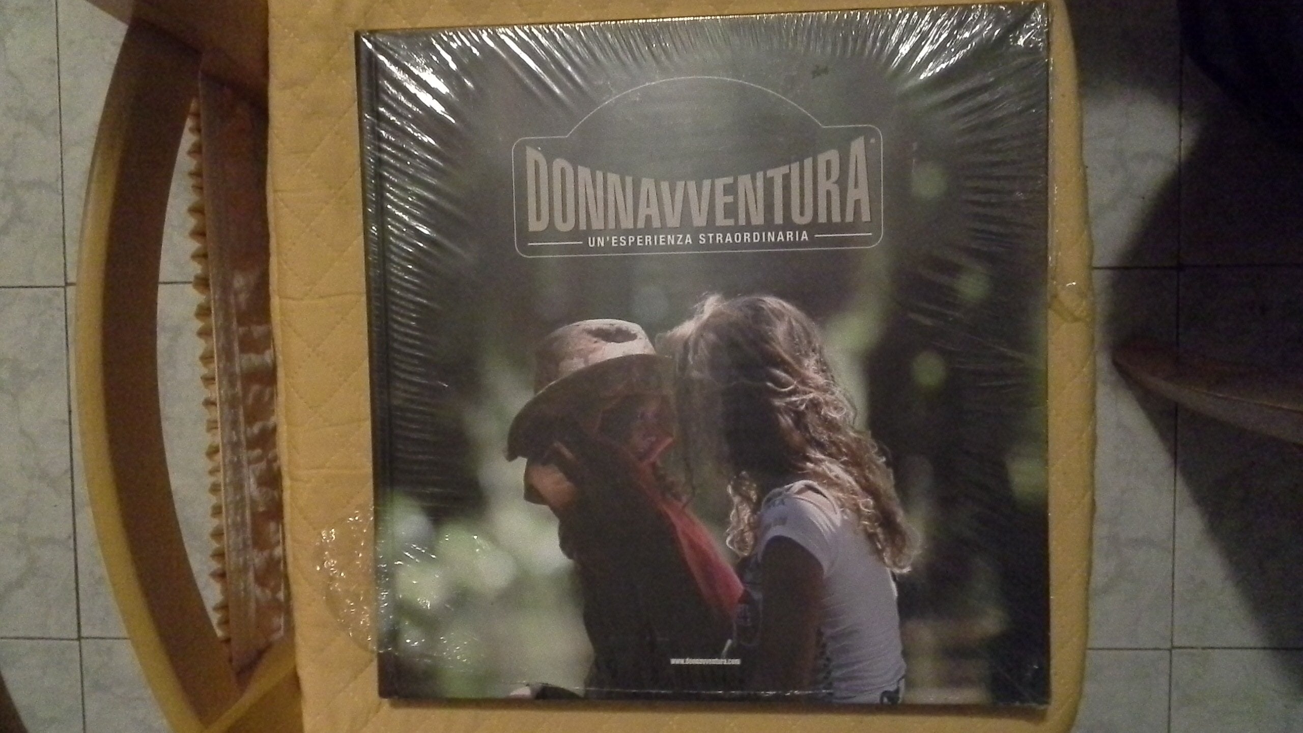 Donnavventura. Un'esperienza strordinaria. Ediz. italiana e inglese book