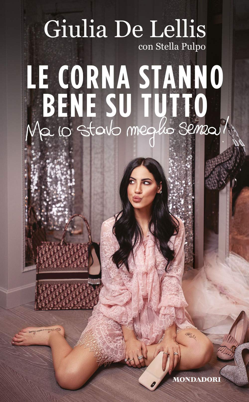 Le corna stanno bene su tutto. Ma io stavo meglio senza! Art & Literature