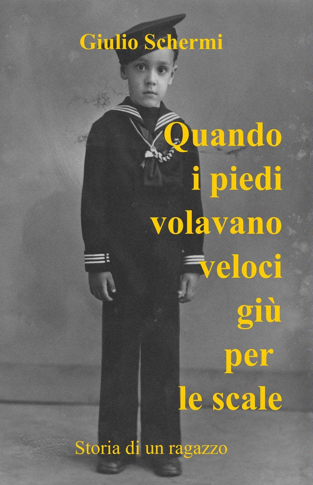 Quando i piedi volavano veloci giù per le scale (La community di ilmiolibro.it) Memories