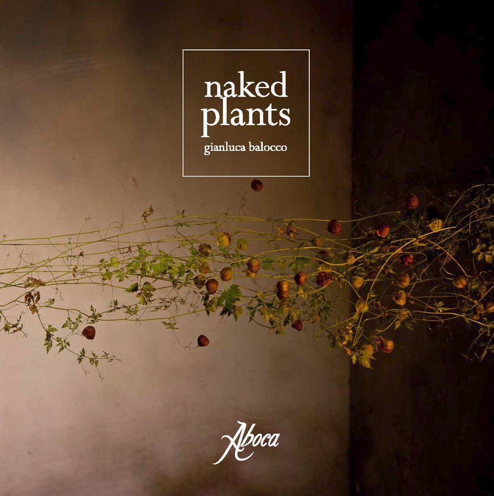 Naked plants. Ediz. italiana book