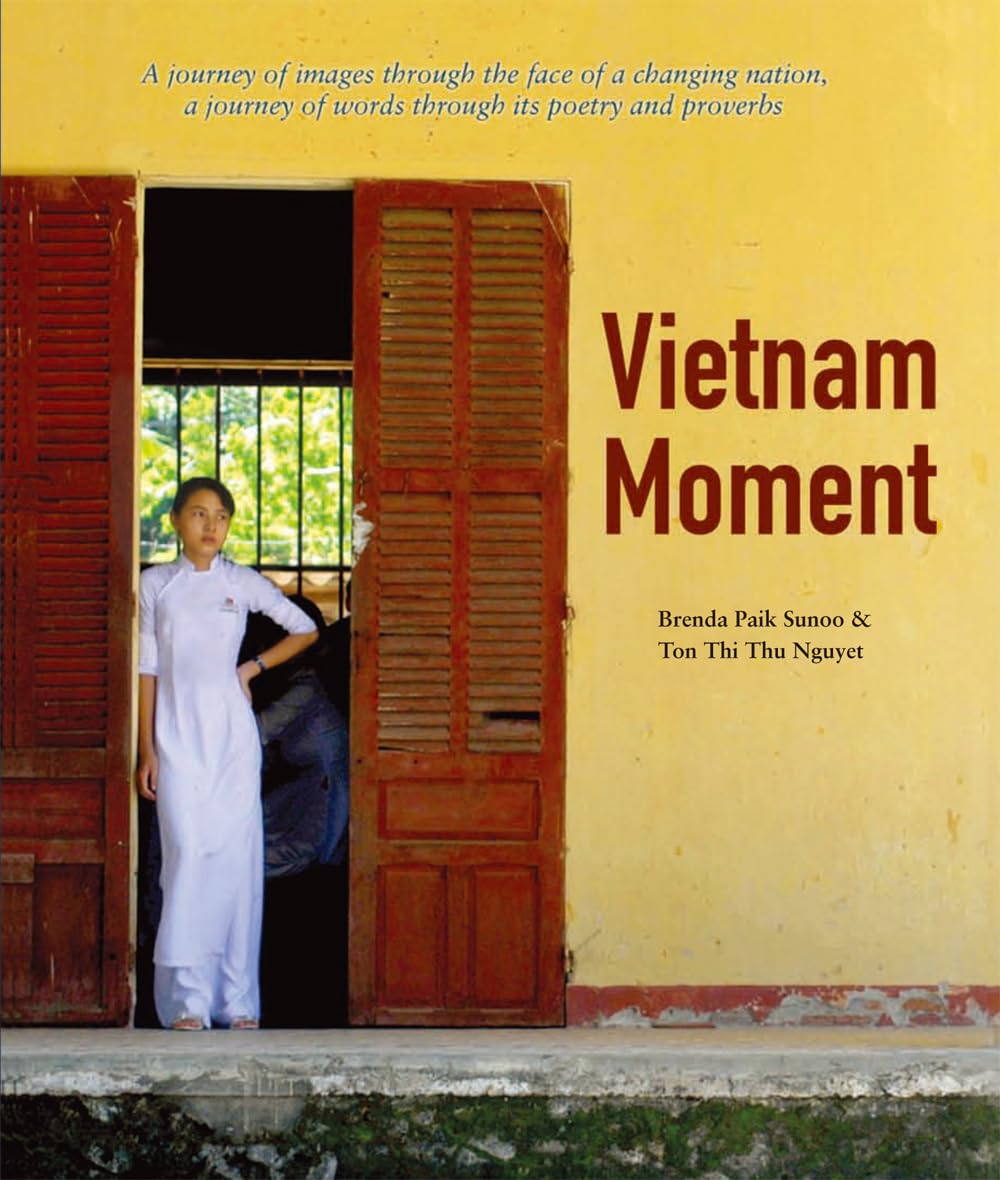 Vietnam Moment Travel
