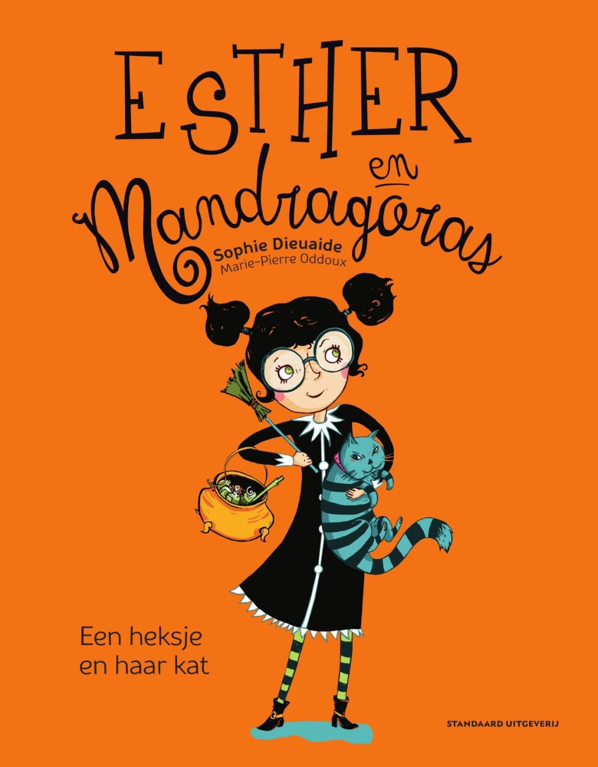 Een heksje en haar kat book