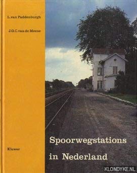 Spoorwegstations in Nederland. Van Outshoorn tot Schelling en Van Ravesreyn book