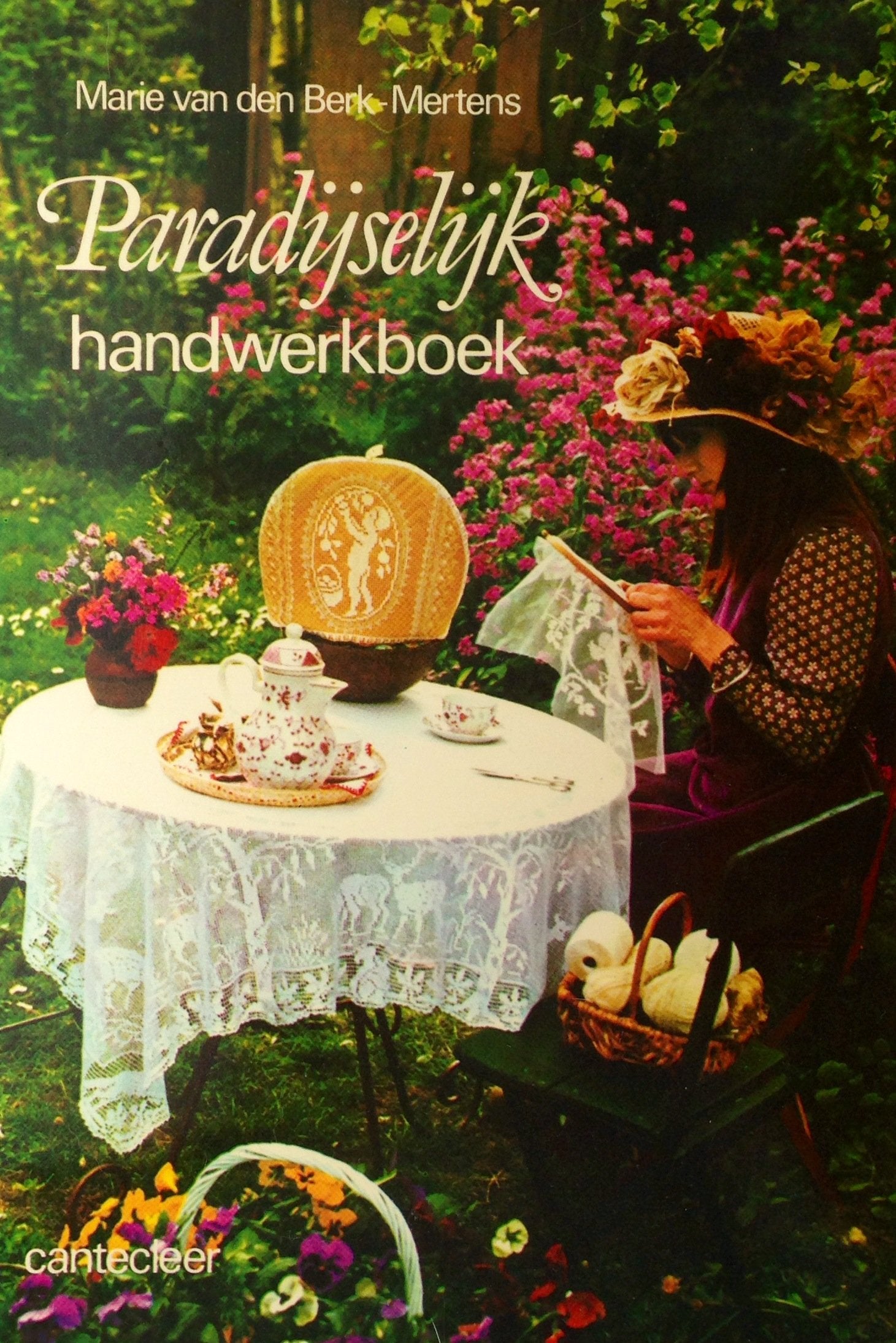 Paradijselijk handwerkboek Hobbies & Crafts