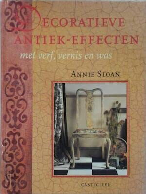 Decoratieve antiek-effecten met verf, vernis en was book