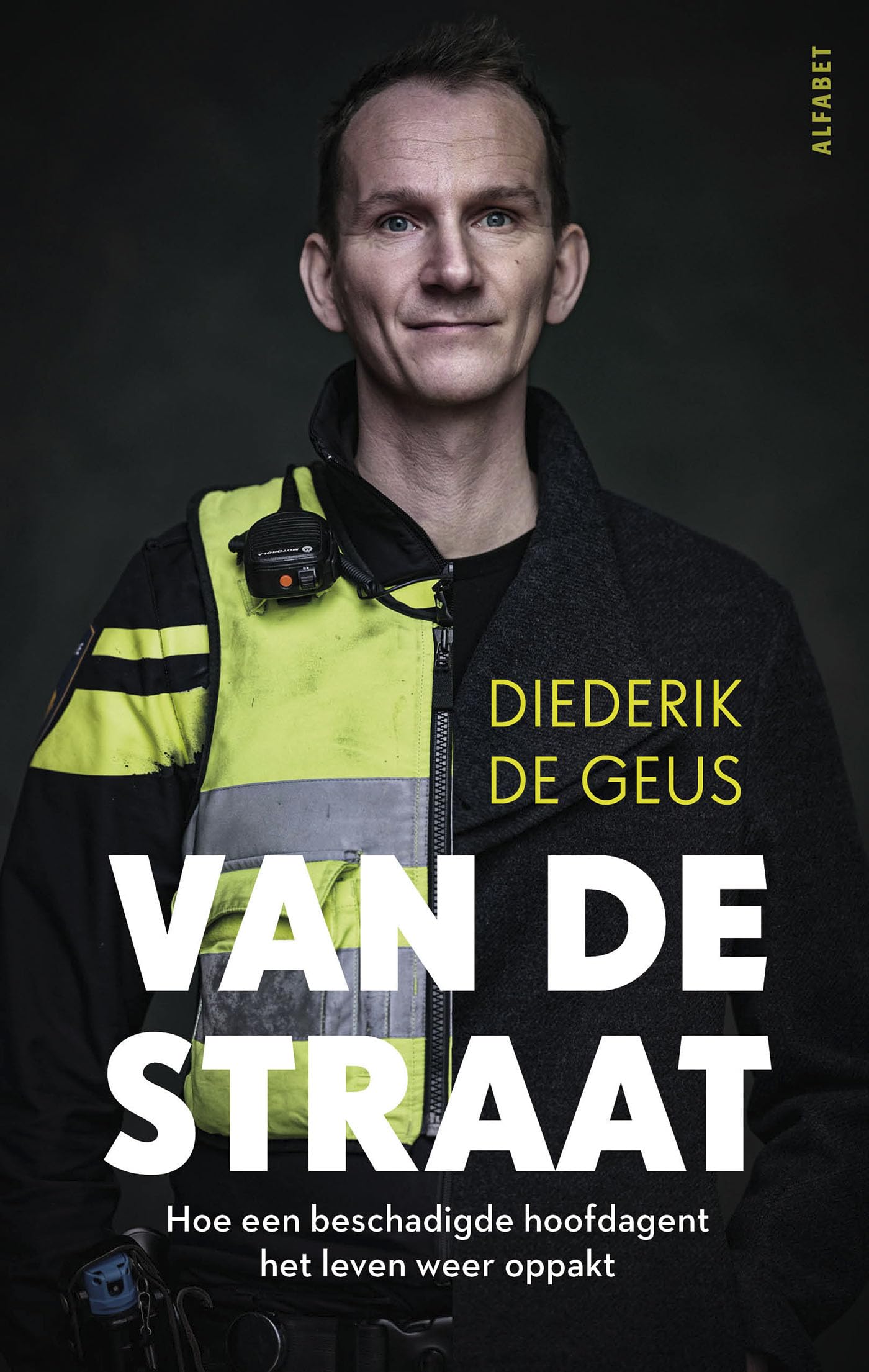 Van de straat: Hoe een beschadigde hoofdagent het leven weer oppakt Social Sciences
