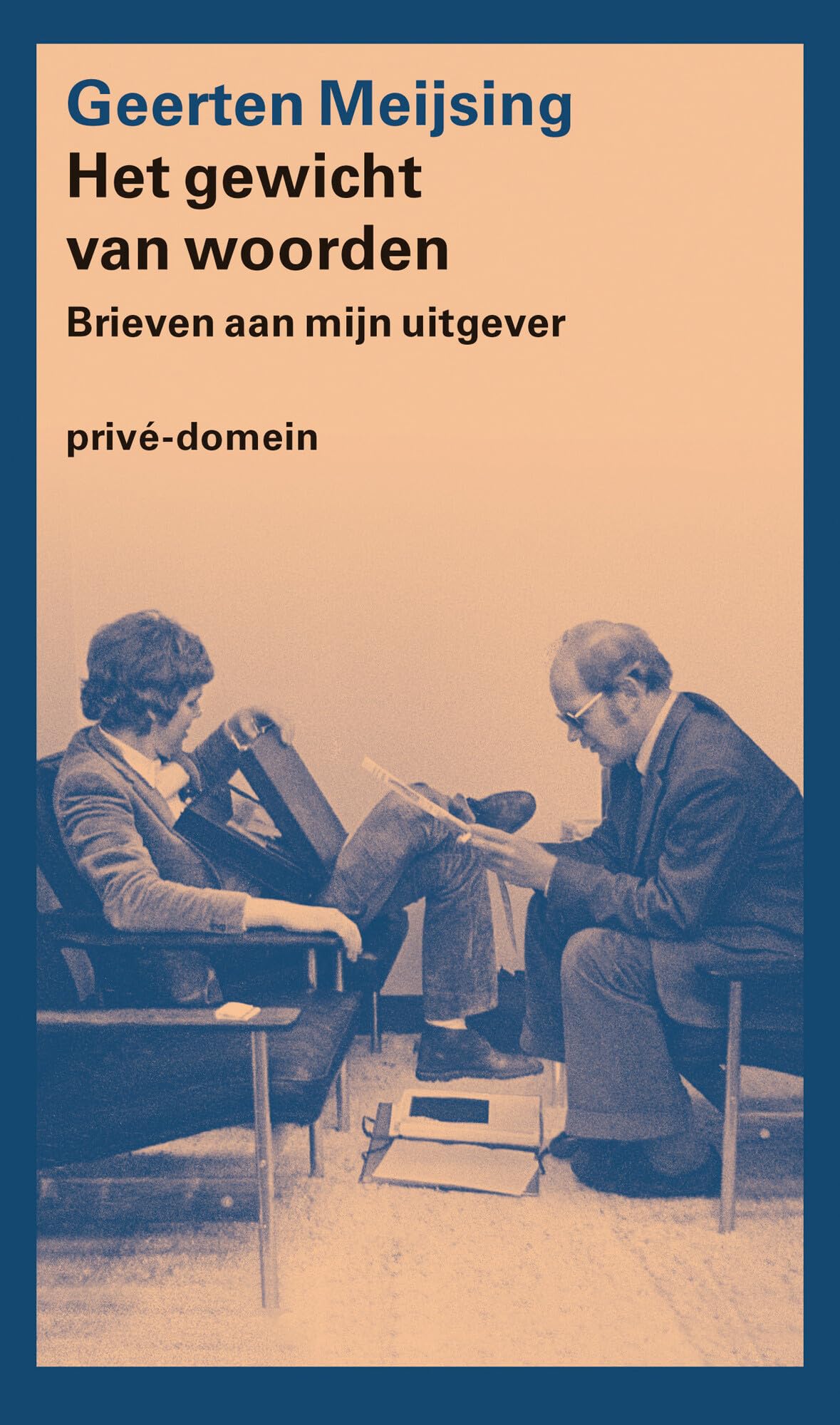 Het gewicht van woorden: brieven aan mijn uitgever Theo Sontrop book