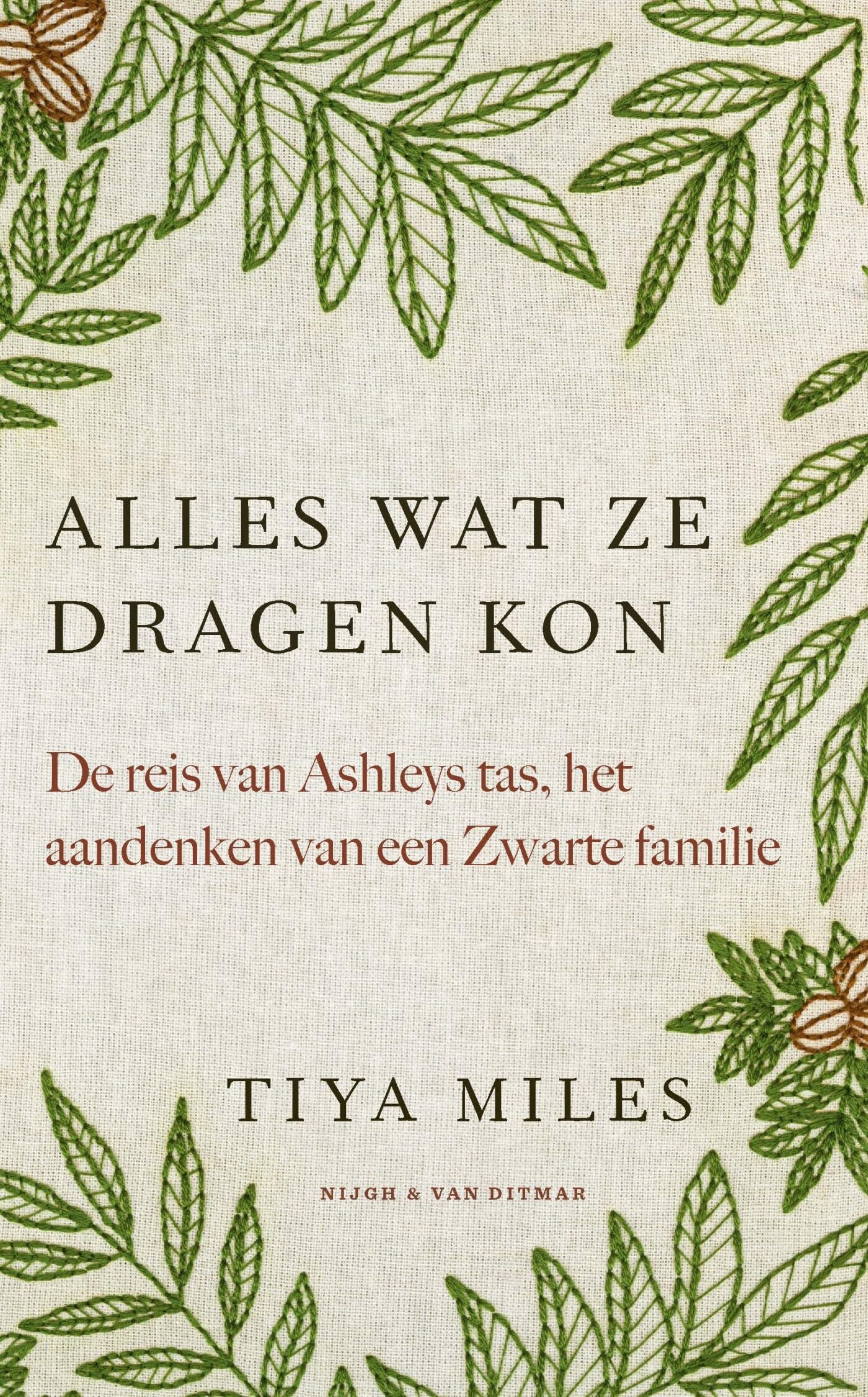 Alles wat ze dragen kon: de reis van Ashleys tas, het aandenken van een zwarte familie book