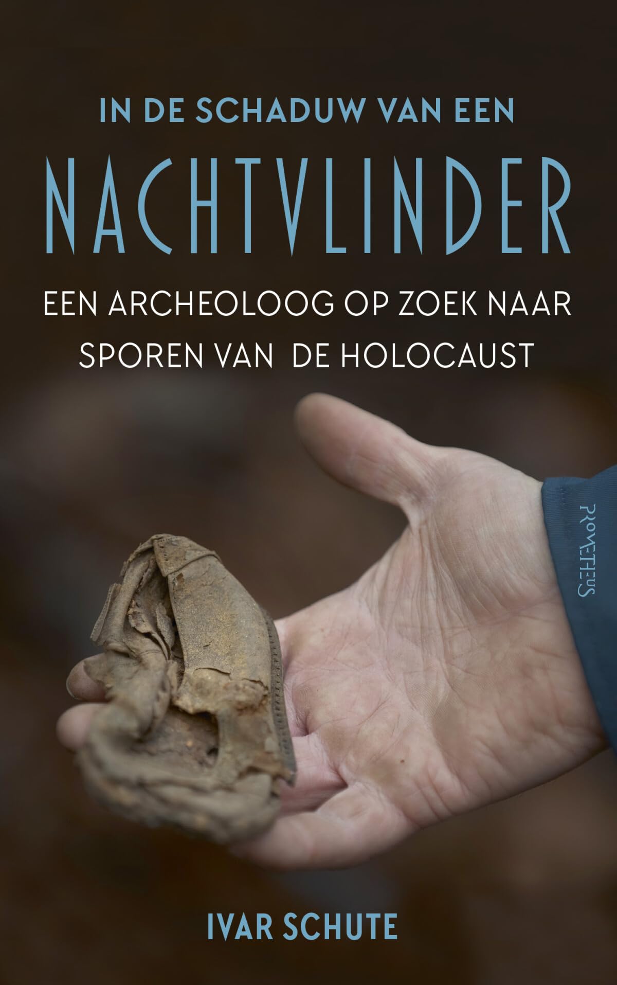 In de schaduw van een nachtvlinder: een archeoloog op zoek naar sporen van de Holocaust Natural Sciences