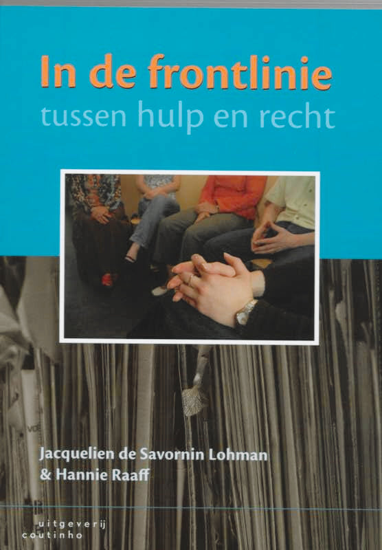 In de frontlinie tussen hulp en recht book