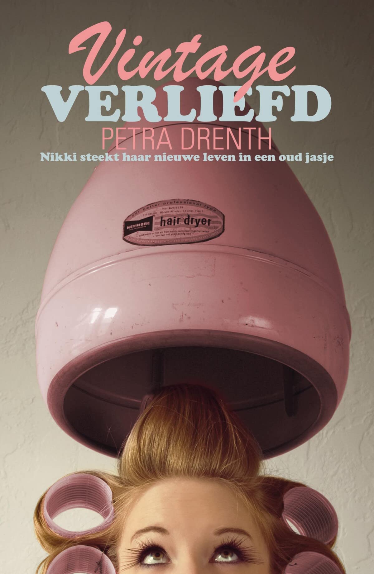 Vintage verliefd: Nikki steekt haar nieuwe leven in een oud jasje book