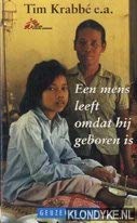 Een mens leeft omdat hij geboren is: Verhalen over oorlog book