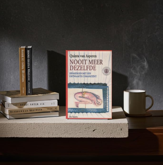 Nooit meer dezelfde: ervaringen met een ontwaakte comapatiënt book