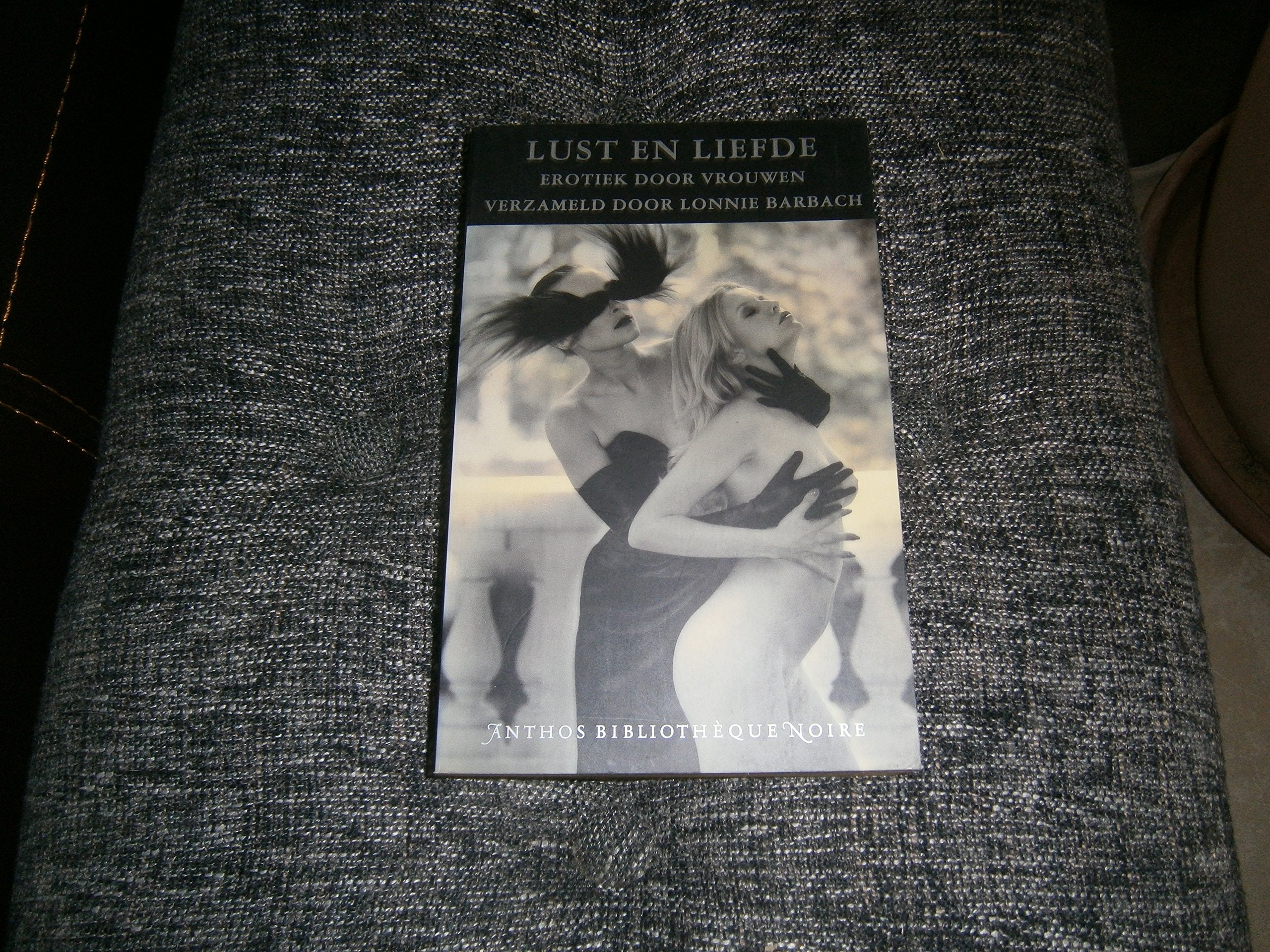 LUST EN LIEFDE - EROTIEK DOOR VROUWEN Books