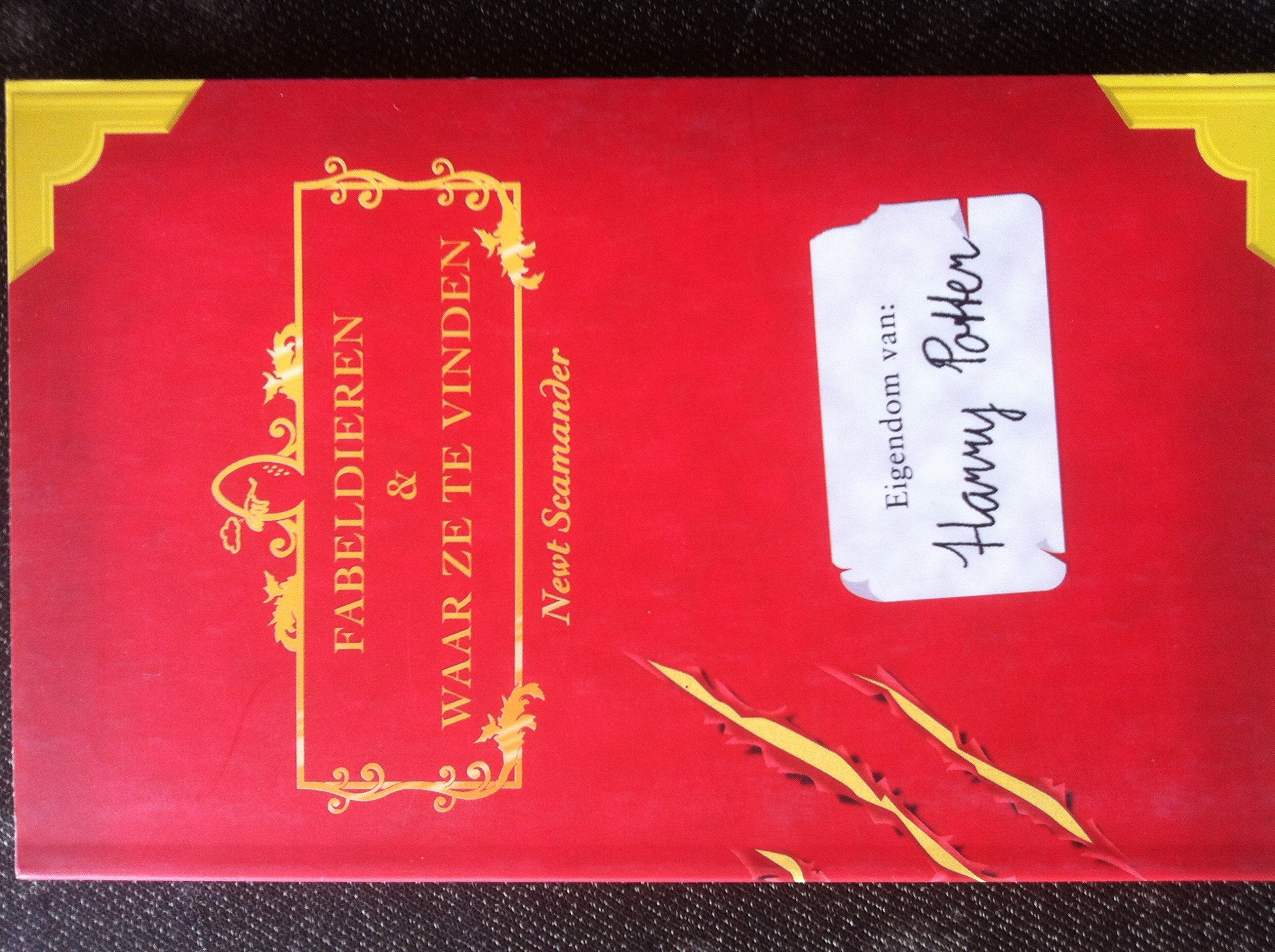 Fabeldieren & Waar Ze Te Vinden, Newt Scamander Harry Potter Books