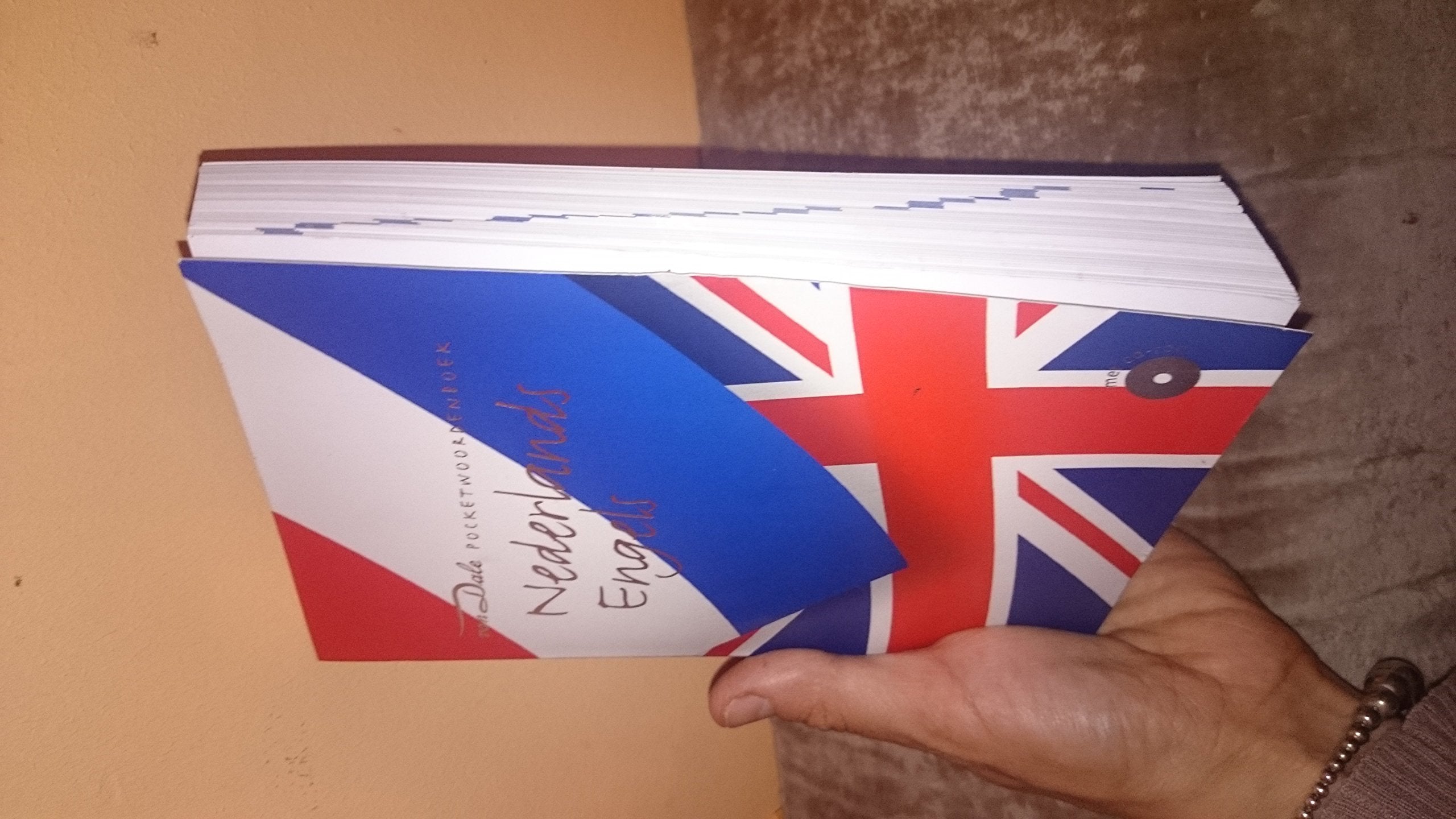 Van Dale pocketwoordenboek Nederlands-Engels Foreign Languages ​​& Dictionaries
