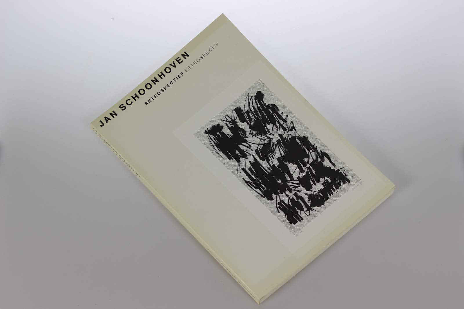 JAN SCHOONHOVEN RETROSPECTIEF: TEKENINGEN EN RELIEFS/JAN SCHOONHOVEN RETROSPEKTIV: ZEICHNUNGEN UND RELIEFS (Jan Schoonhoven Retrospective: Drawings and Reliefs) Books