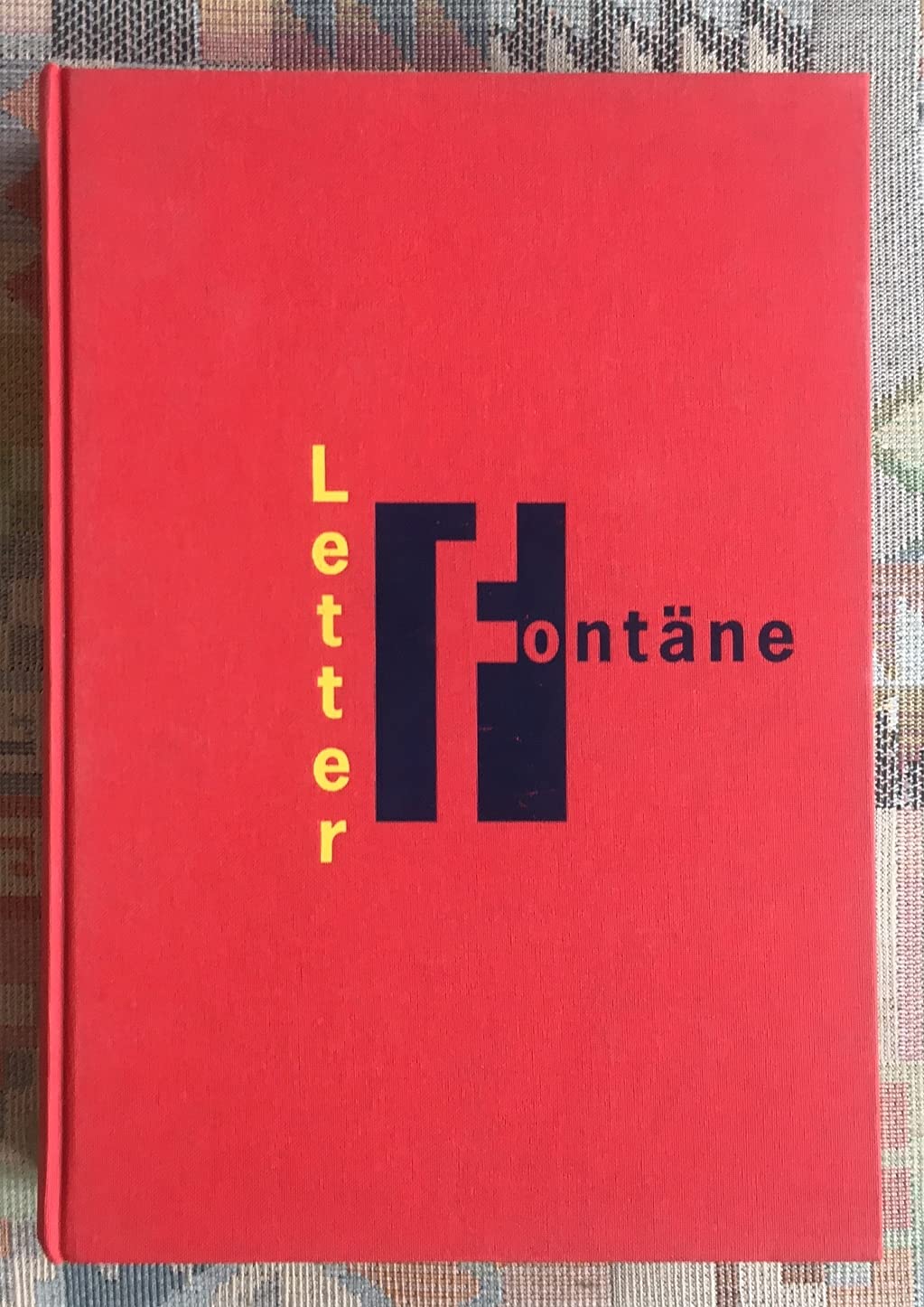 Letterfontäne Second-hand books on film, art and culture