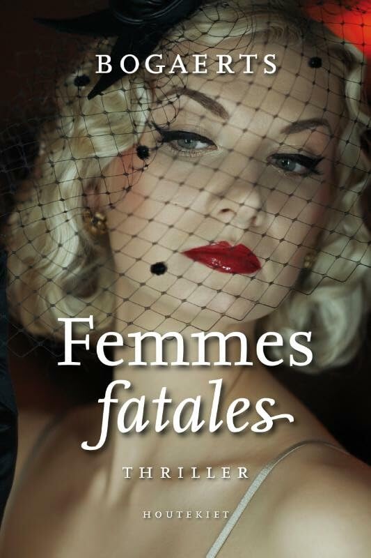 Femmes fatales: thriller book