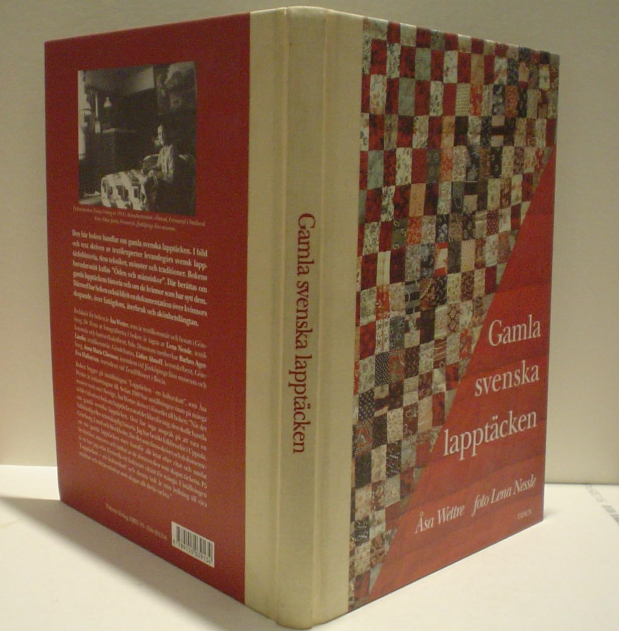 Gamla svenska lapptäcken Books