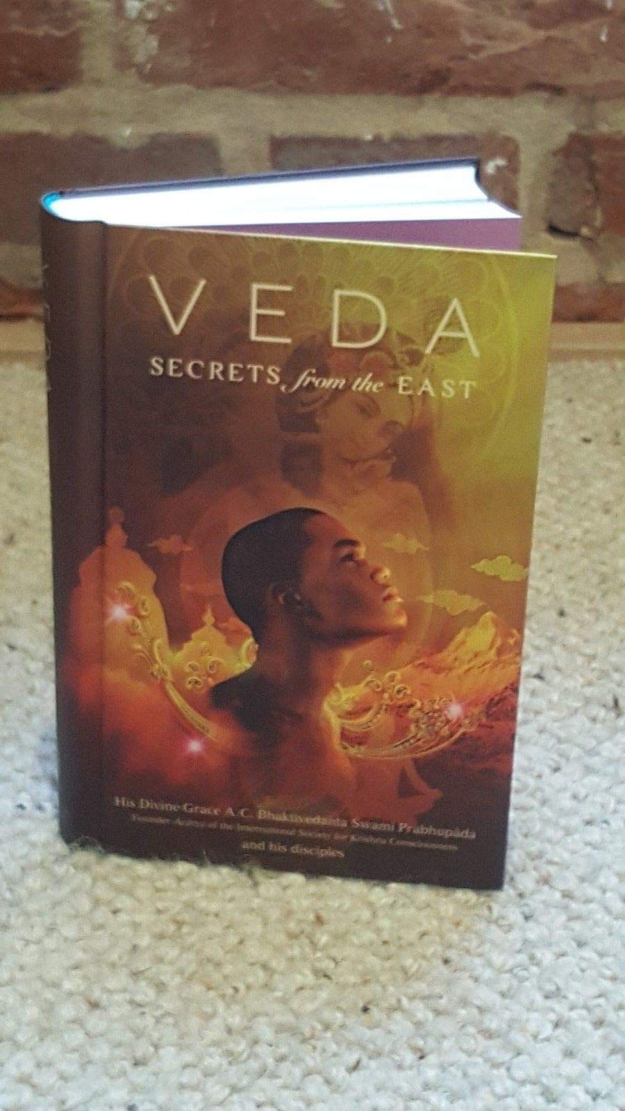 Veda. Secrets from the East Books