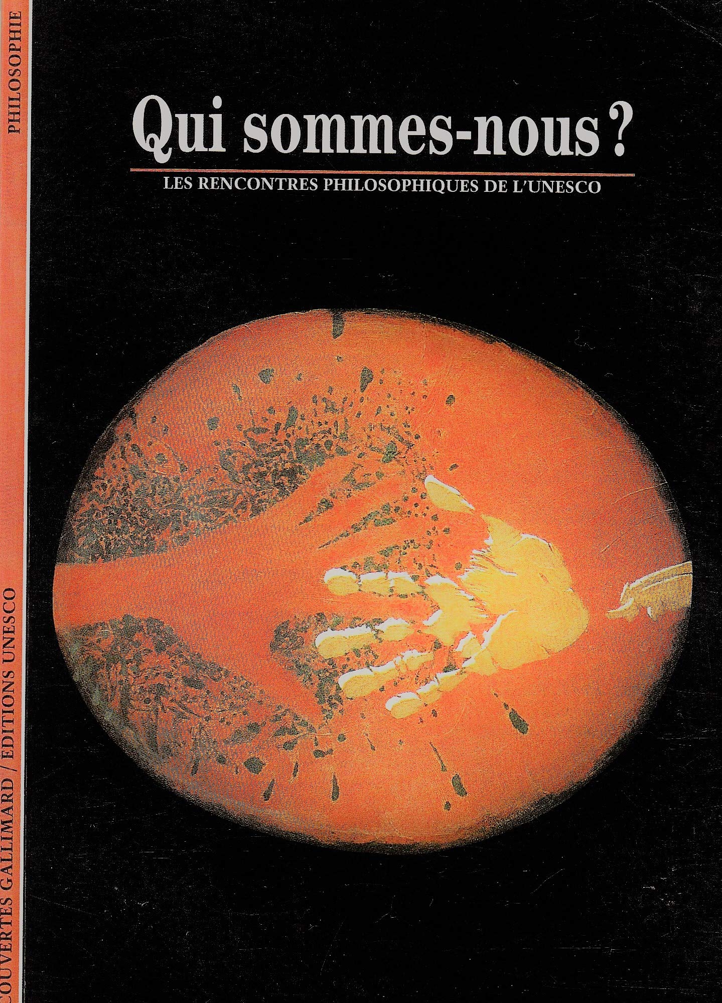 Qui sommes nous ? Books