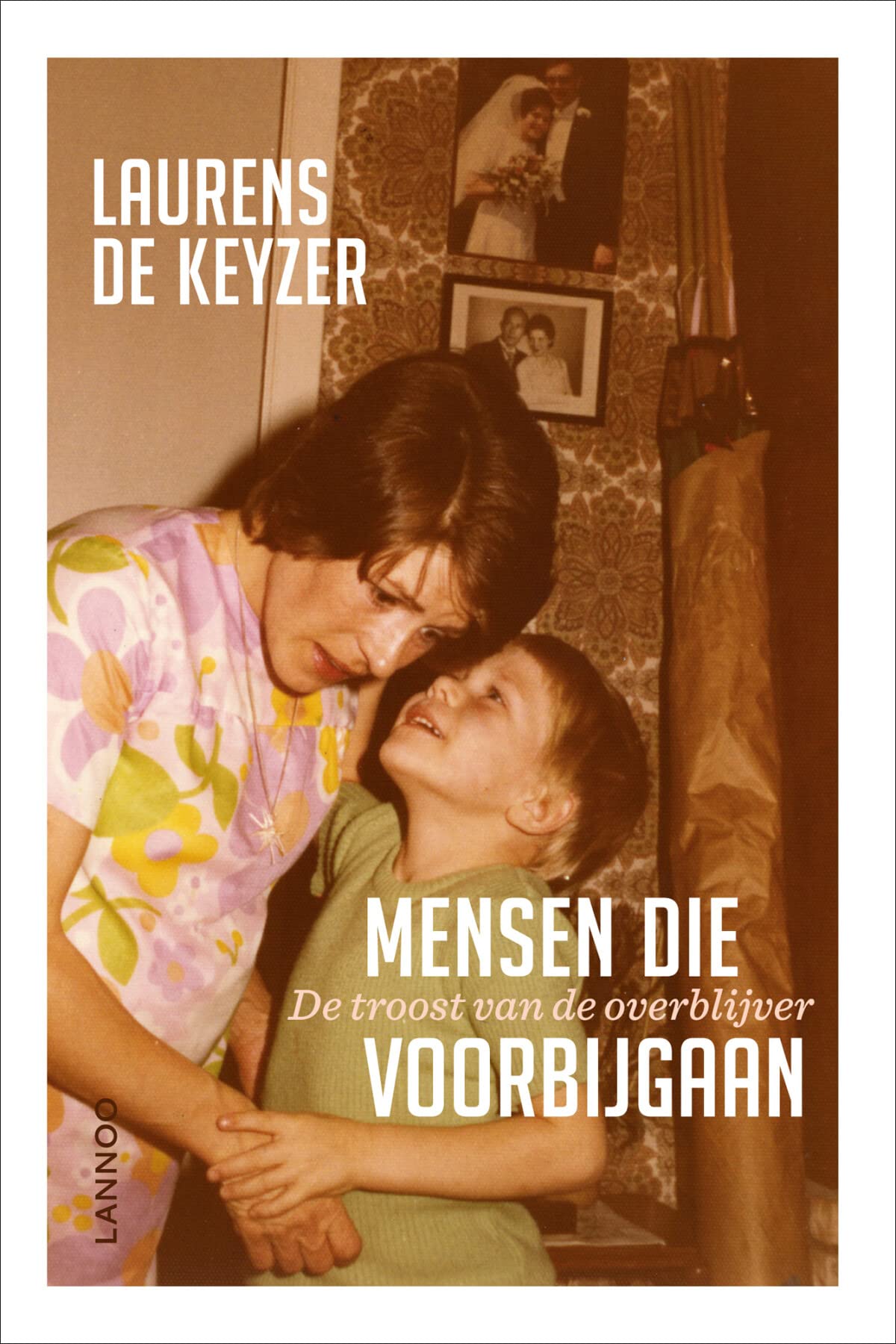 Mensen die voorbijgaan: De troost van de overblijver book
