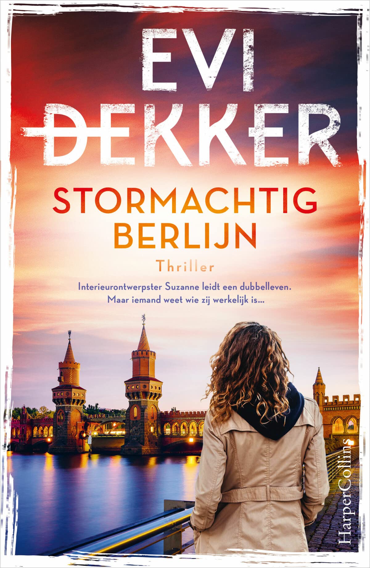 Stormachtig Berlijn: Interieurontwerpster Suzanne leidt een dubbelleven. Maar iemand weet wie zij werkelijk is... Action & Adventure