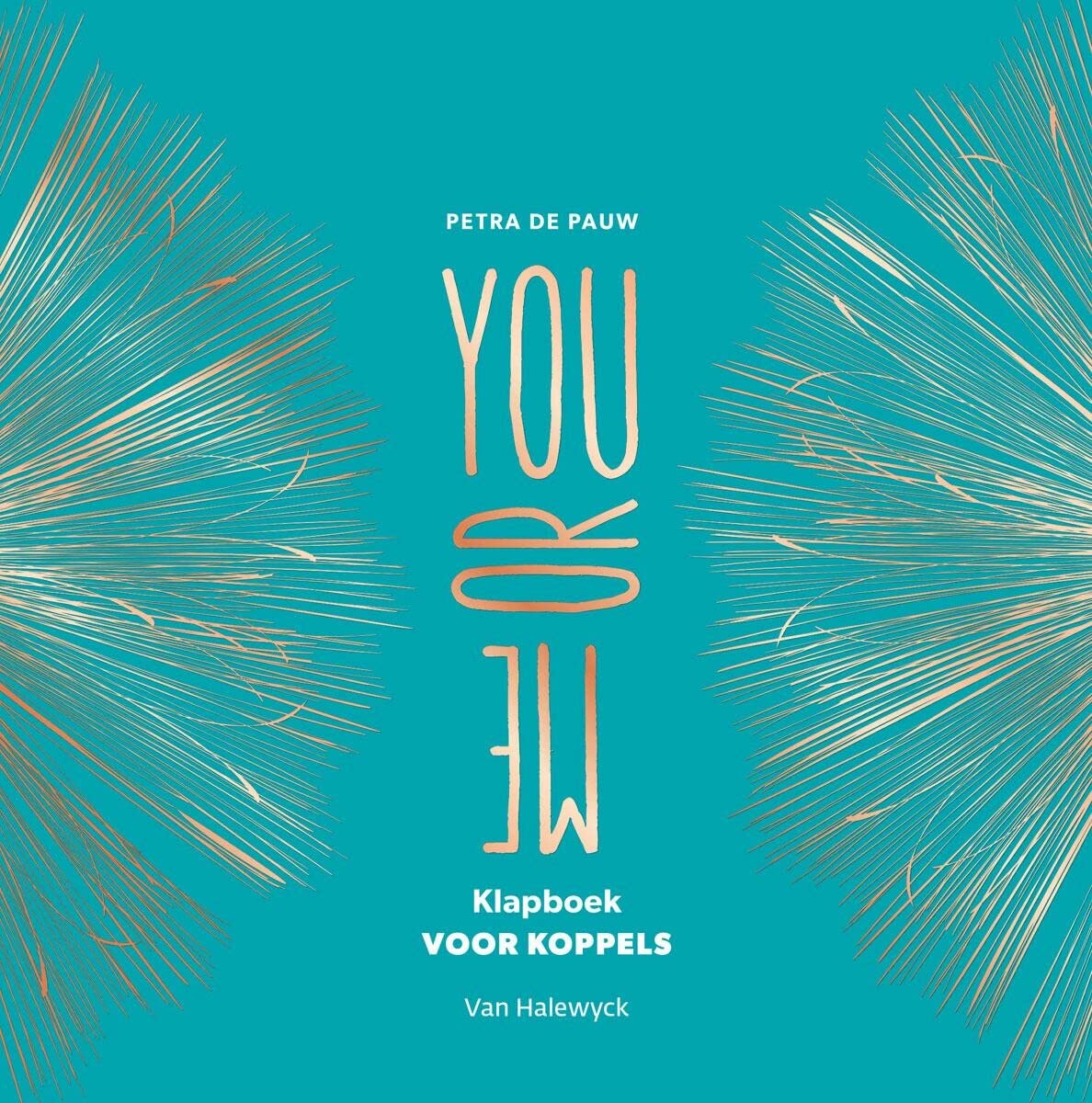 You or Me: klapboek voor koppels book