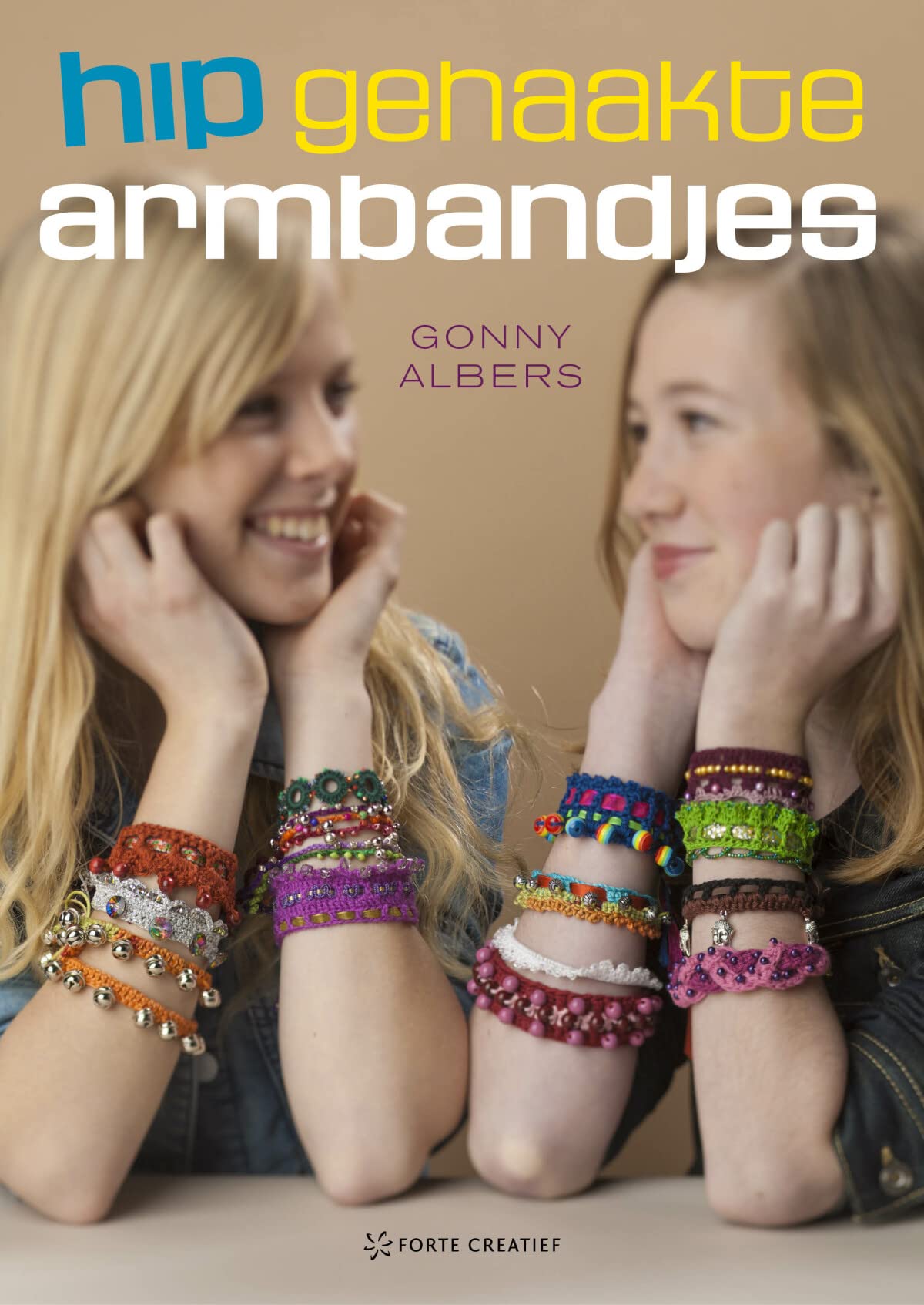 Hip gehaakte armbandjes Hobbies & Crafts